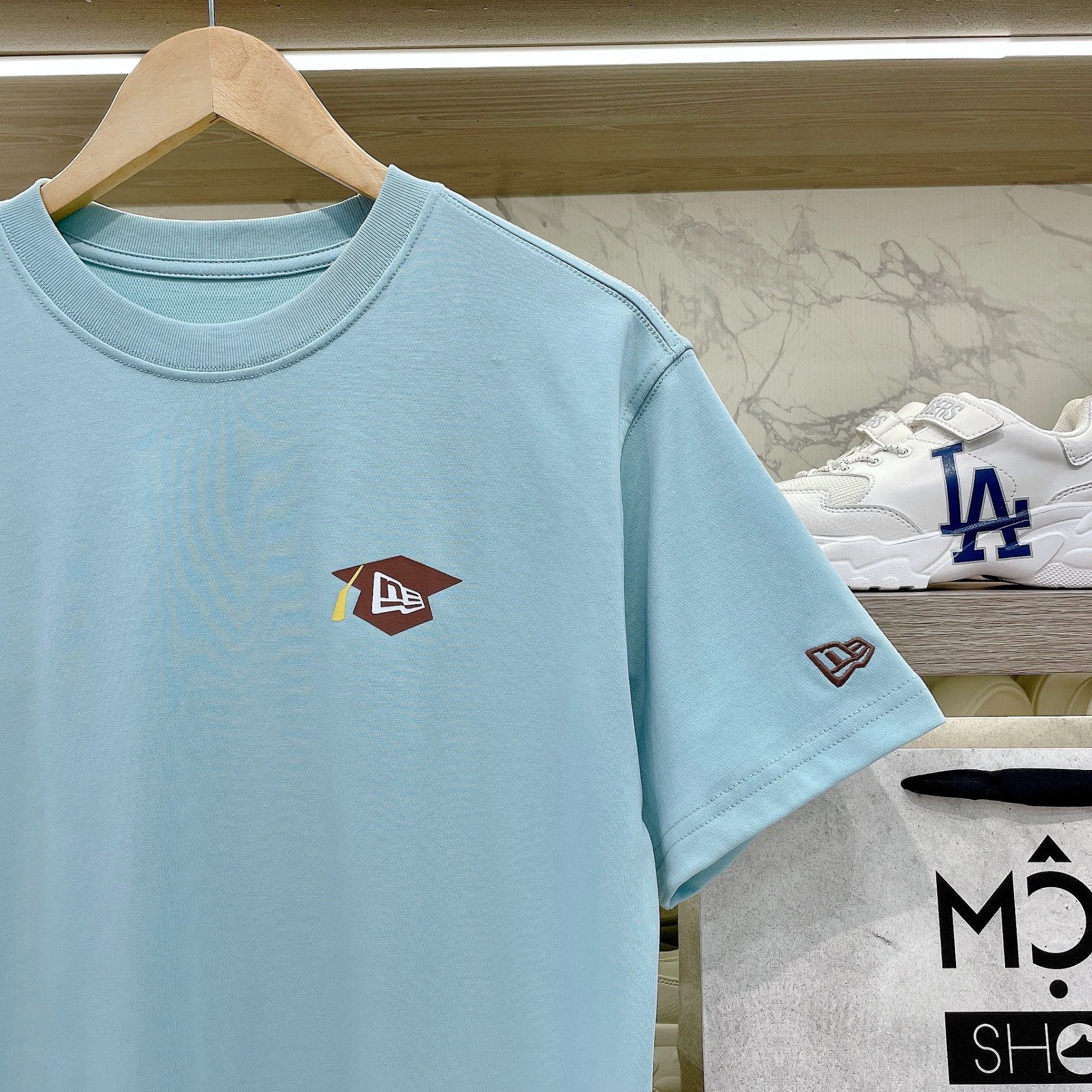 2166 - HÀNG CHÍNH HÃNG - ÁO THUN NEW ERA - NY CAPS OFF - BLUE - CODE: 13718806