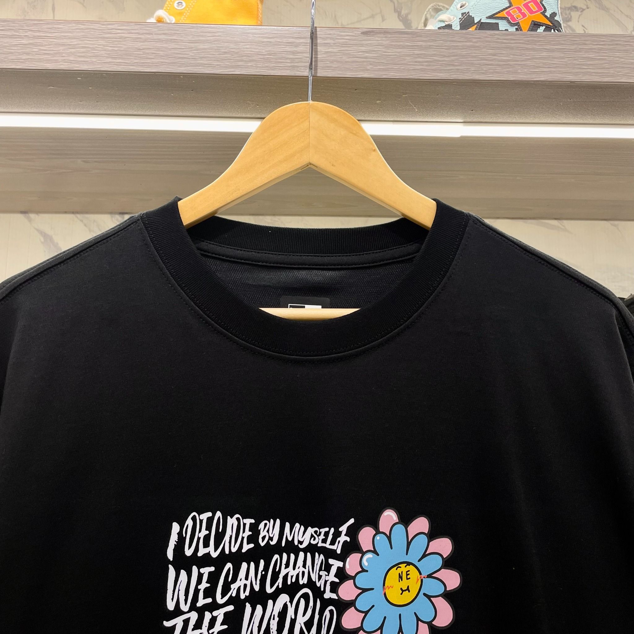1714 - HÀNG CHÍNH HÃNG - ÁO THUN NEW ERA - SUNFLOWER - ĐEN - CODE : 13559703