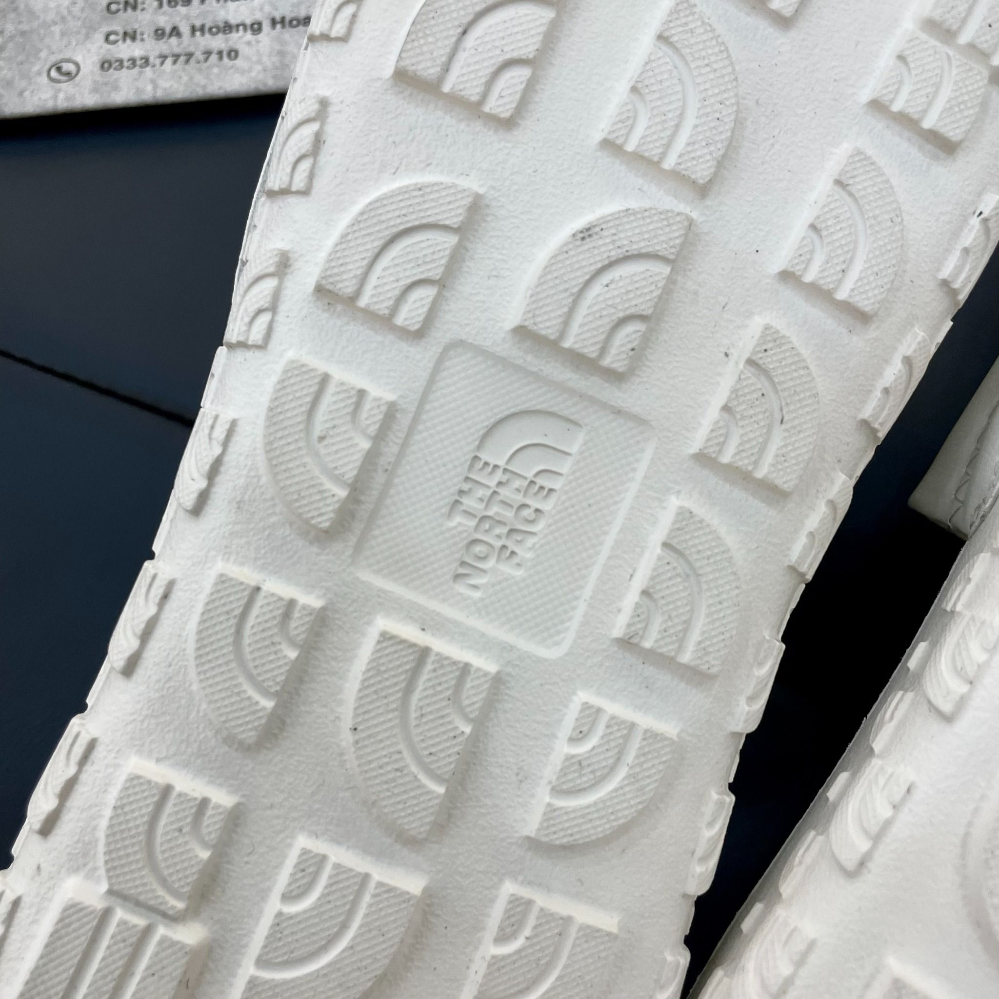 2181 - HÀNG CHÍNH HÃNG - DÉP THE NORTH FACE NEVER STOP CUSH - WHITE - CODE: NF0A8A99WID1