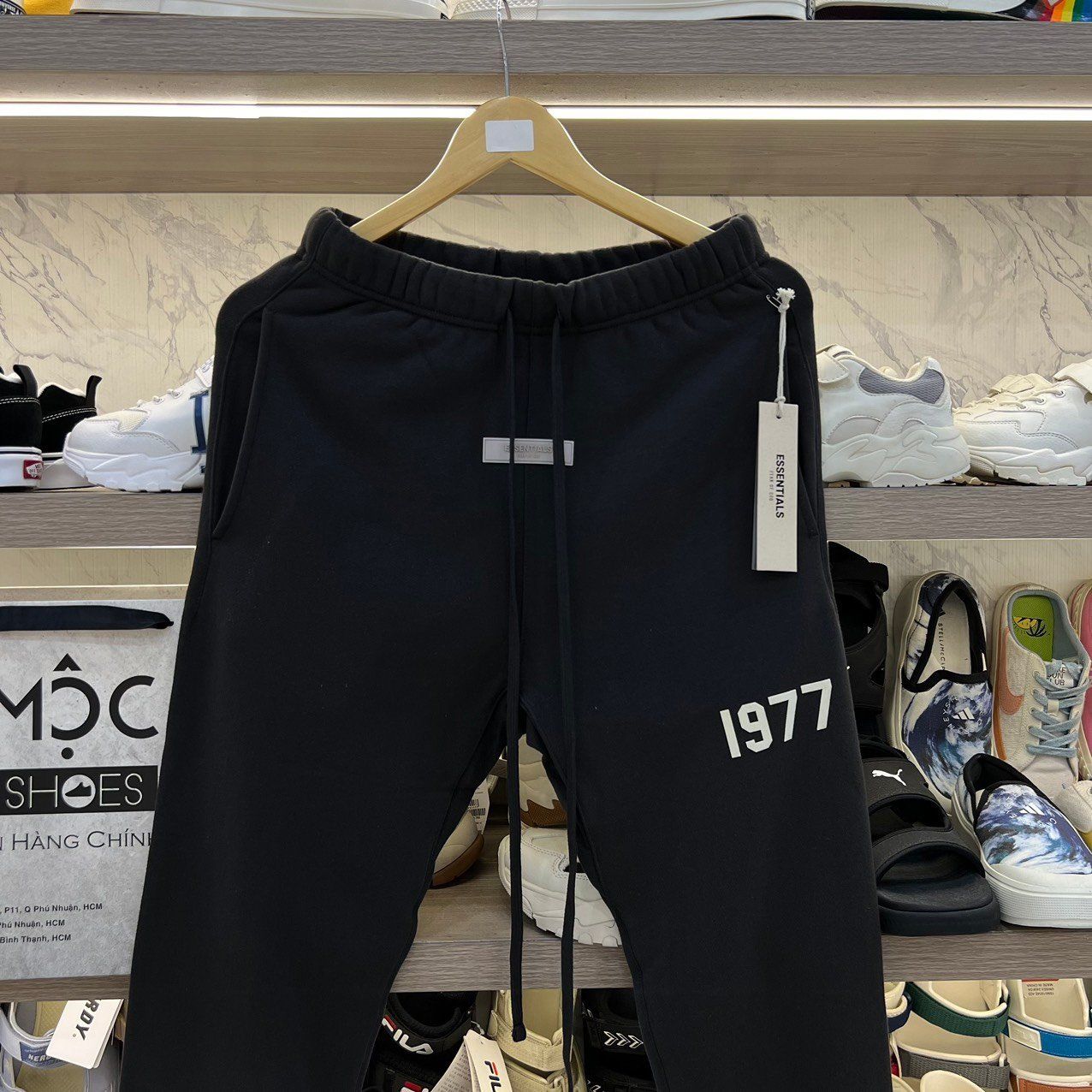 2067 - HÀNG CHÍNH HÃNG - QUẦN SWEATPANT FOG ESSENTIALS 1977