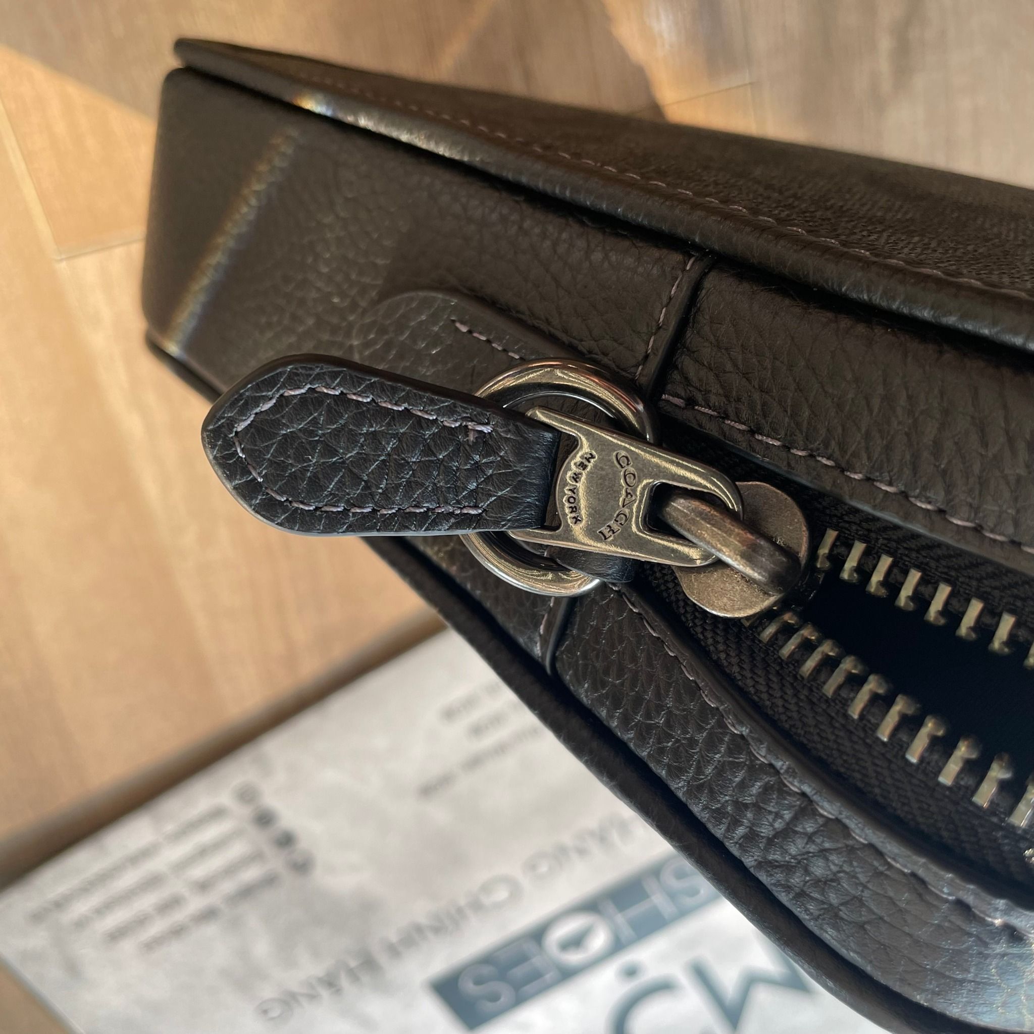 2179 - HÀNG CHÍNH HÃNG - TÚI ĐEO CHÉO COACH CROSSBODY IN SIGNATURE (MÀU ĐEN XÁM)