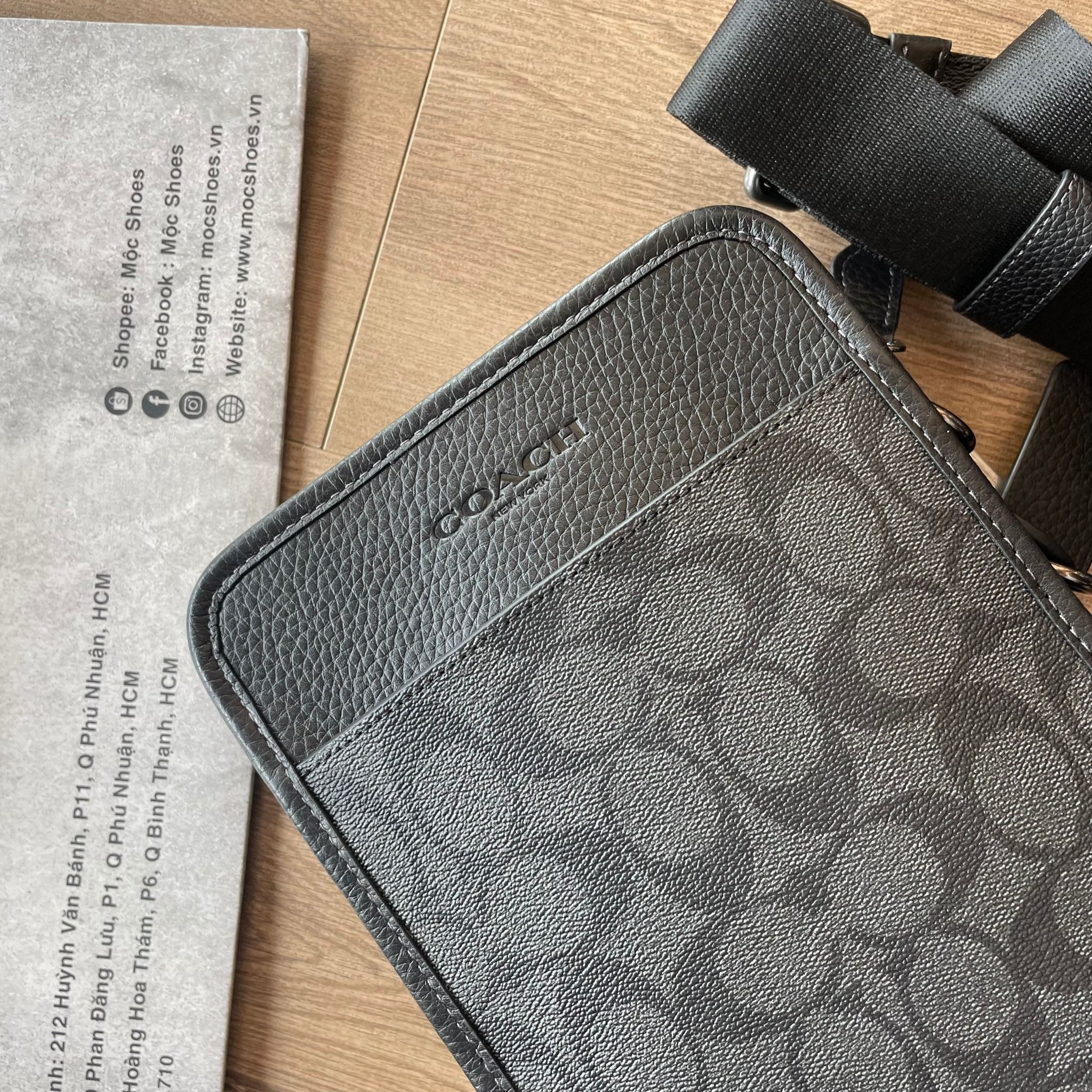 2179 - HÀNG CHÍNH HÃNG - TÚI ĐEO CHÉO COACH CROSSBODY IN SIGNATURE (MÀU ĐEN XÁM)
