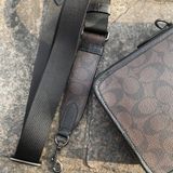  2187 - HÀNG CHÍNH HÃNG - TÚI ĐEO CHÉO COACH CROSSBODY IN SIGNATURE (MÀU ĐEN XÁM) 