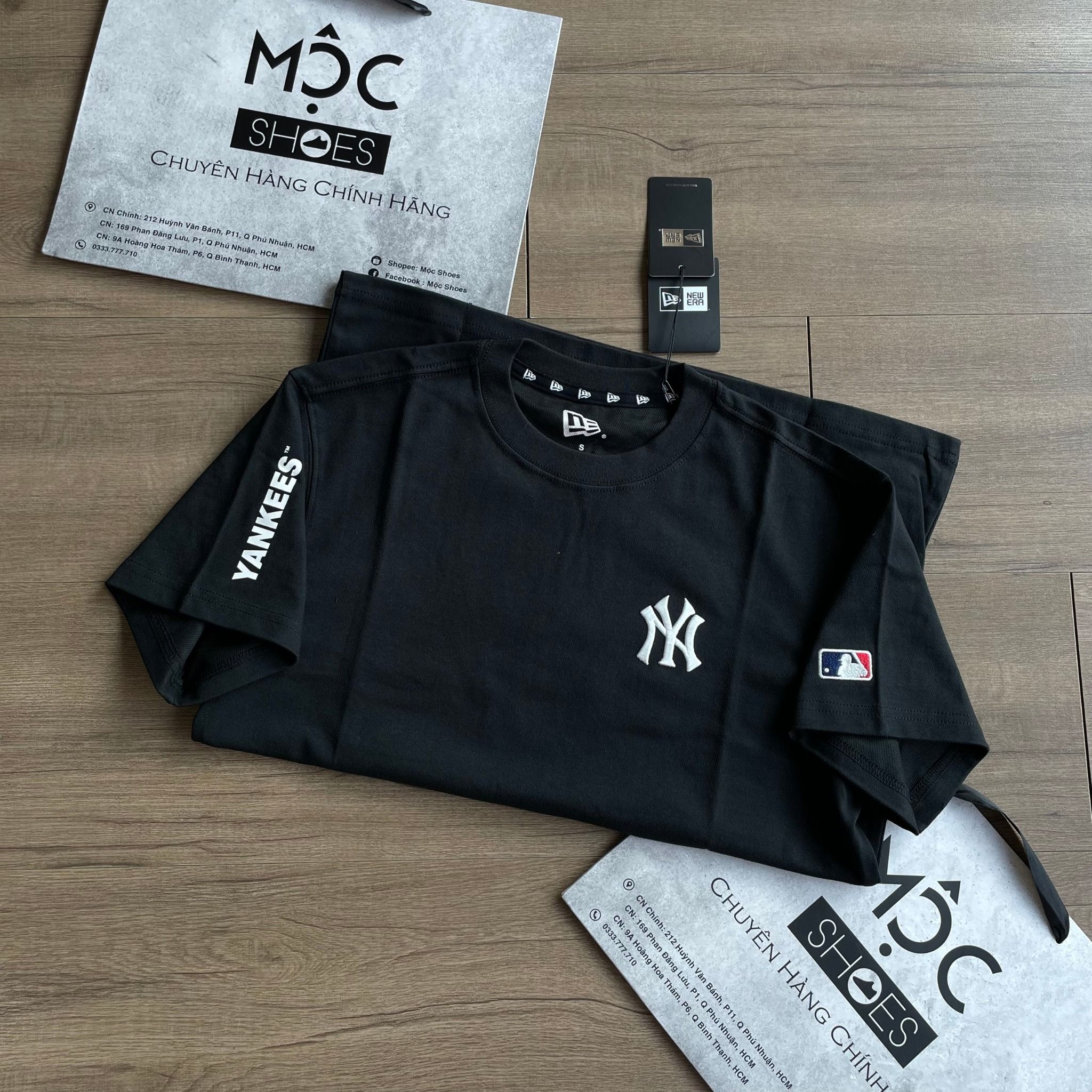 2222 - HÀNG CHÍNH HÃNG - ÁO NEW ERA - (689) + (764) NY Yankees *Chạy Ngang* - Đen
