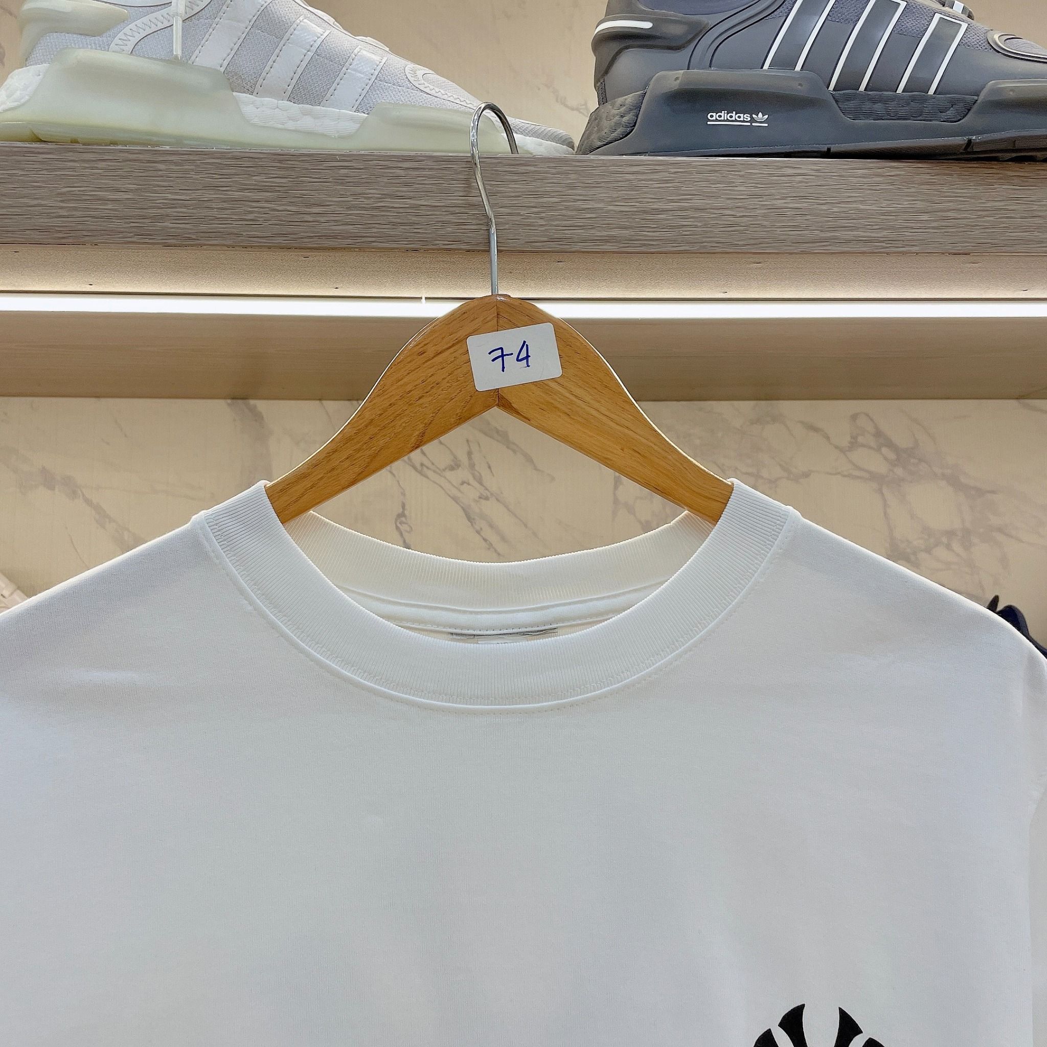 2201 - HÀNG CHÍNH HÃNG - ÁO THUN MLB - NY BIG LOGO - WHITE - CODE: 3ATSB1843-50WHS