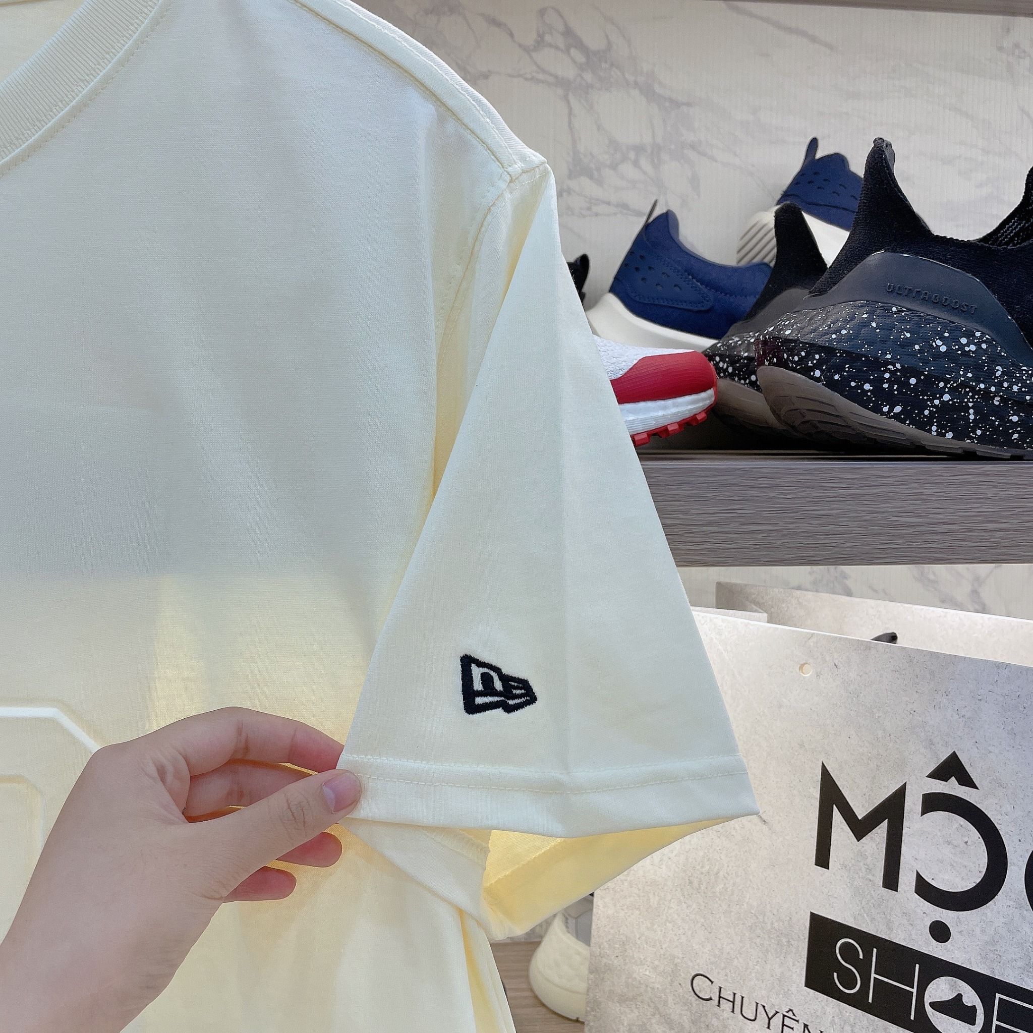 2206 - HÀNG CHÍNH HÃNG - ÁO NEW ERA - SAN DIEGO - LOGO IN NỔI - CREAM - CODE: 14187348