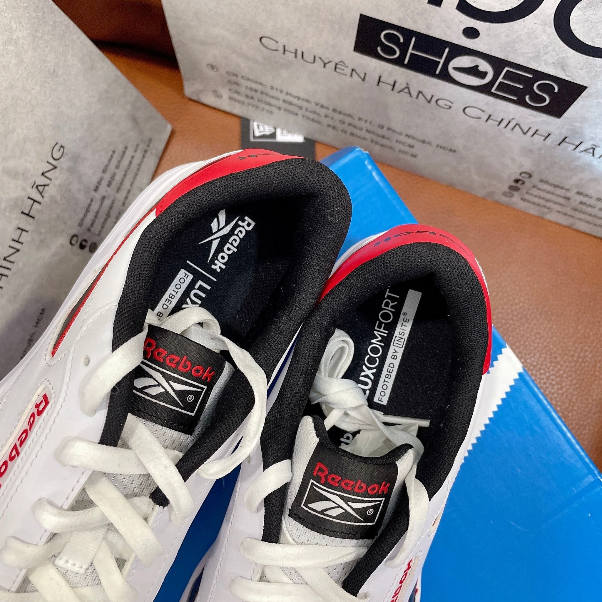2218 - HÀNG CHÍNH HÃNG - GIÀY REEBOK - ĐẾ BẰNG - (6197) Trắng Swoosh Navy *Viền Đỏ*