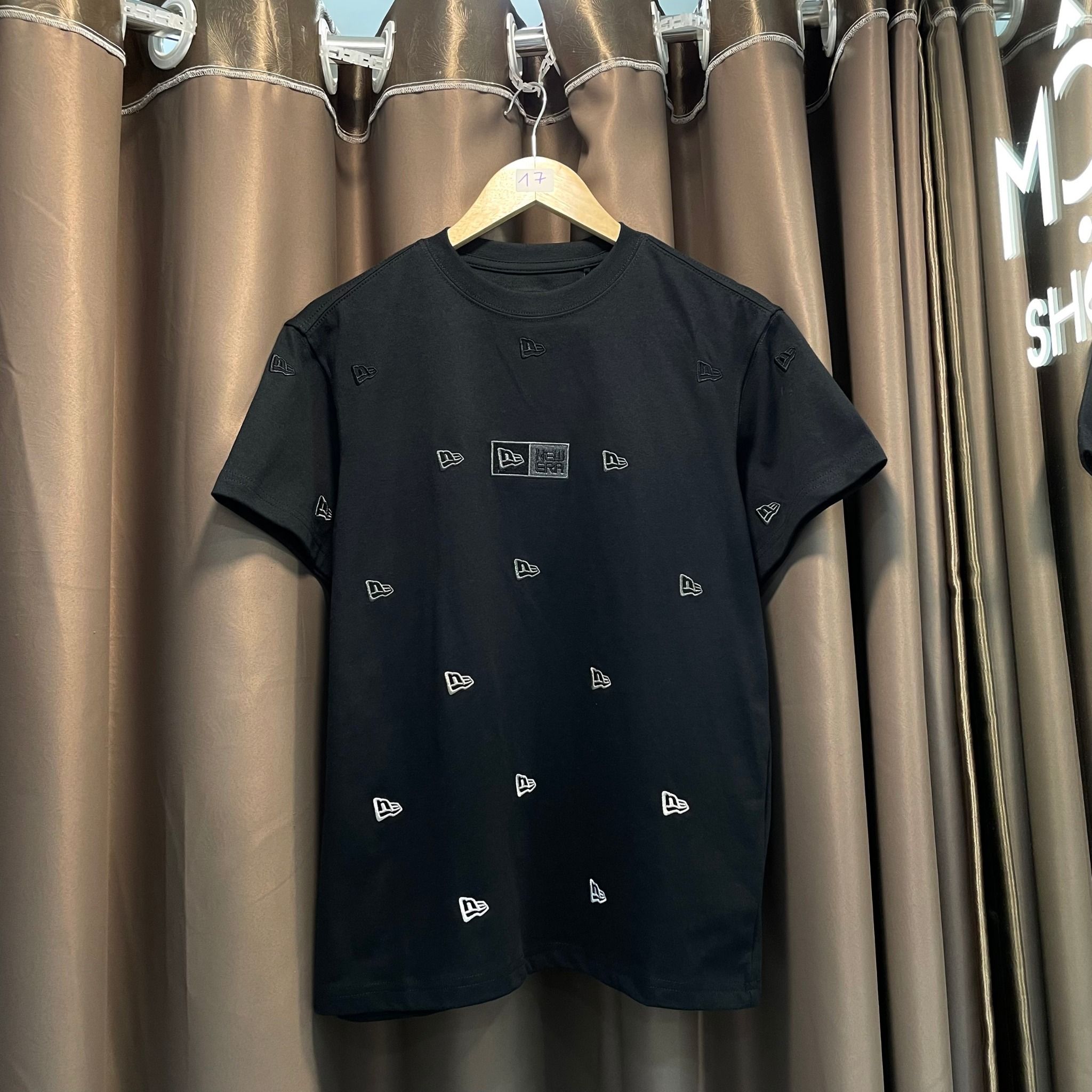 2215 - HÀNG CHÍNH HÃNG - ÁO NEW ERA - Đen Nhiều Logo NE thêu MÀU OMBRE (Nhạt Dần) - Đen