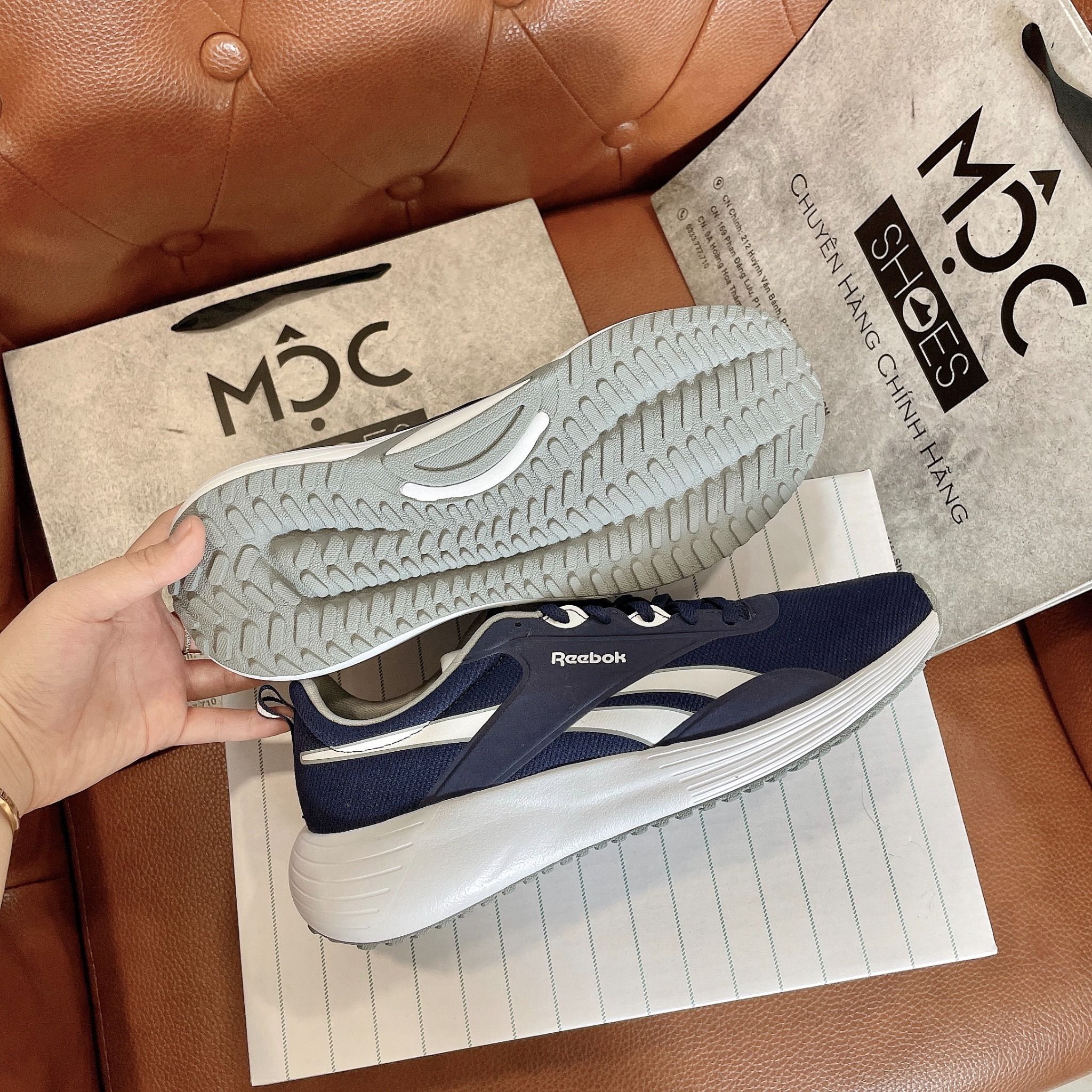 2224 - HÀNG CHÍNH HÃNG - GIÀY REEBOK - ĐẾ BẦU - XANH NAVY *LOGO TRẮNG*