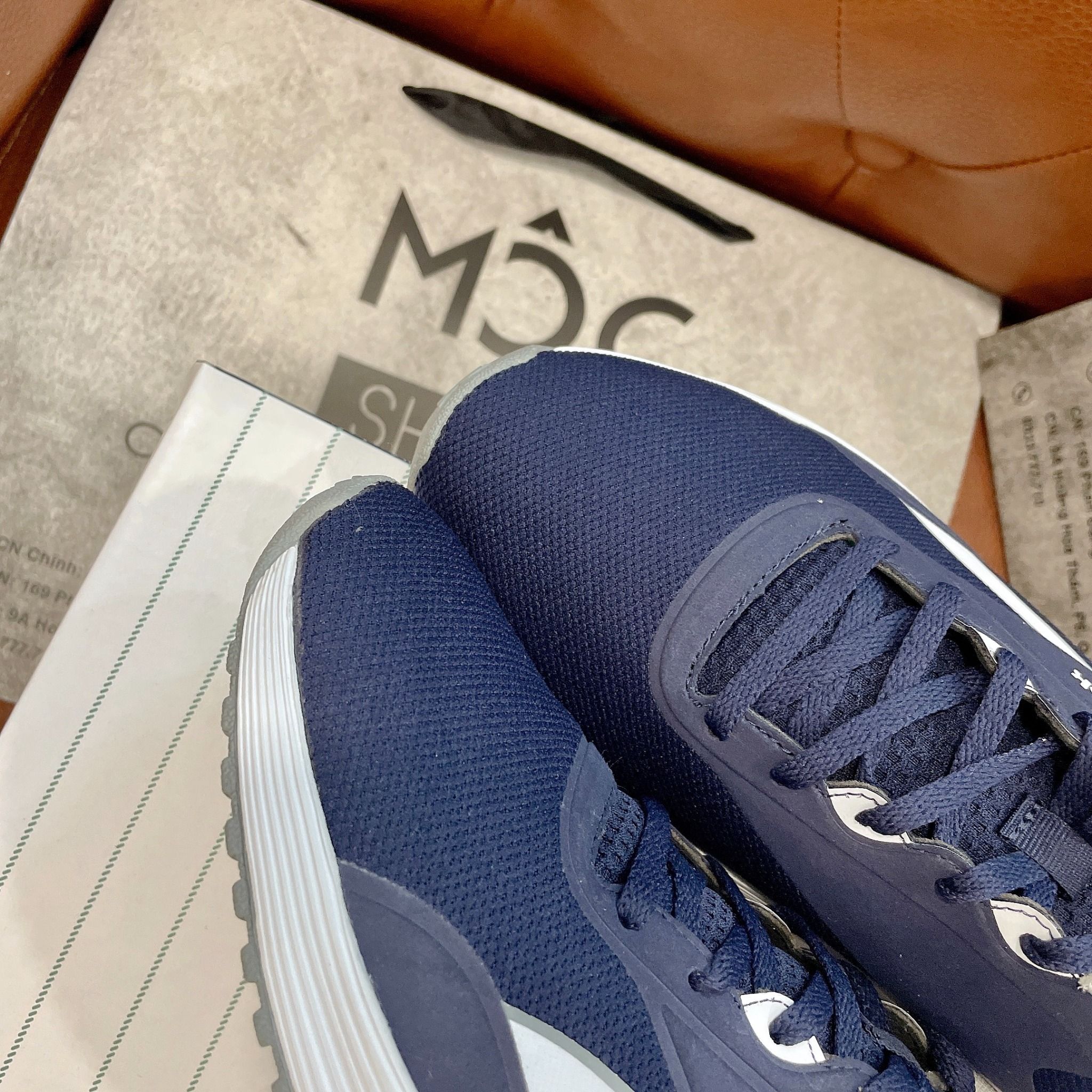 2224 - HÀNG CHÍNH HÃNG - GIÀY REEBOK - ĐẾ BẦU - XANH NAVY *LOGO TRẮNG*