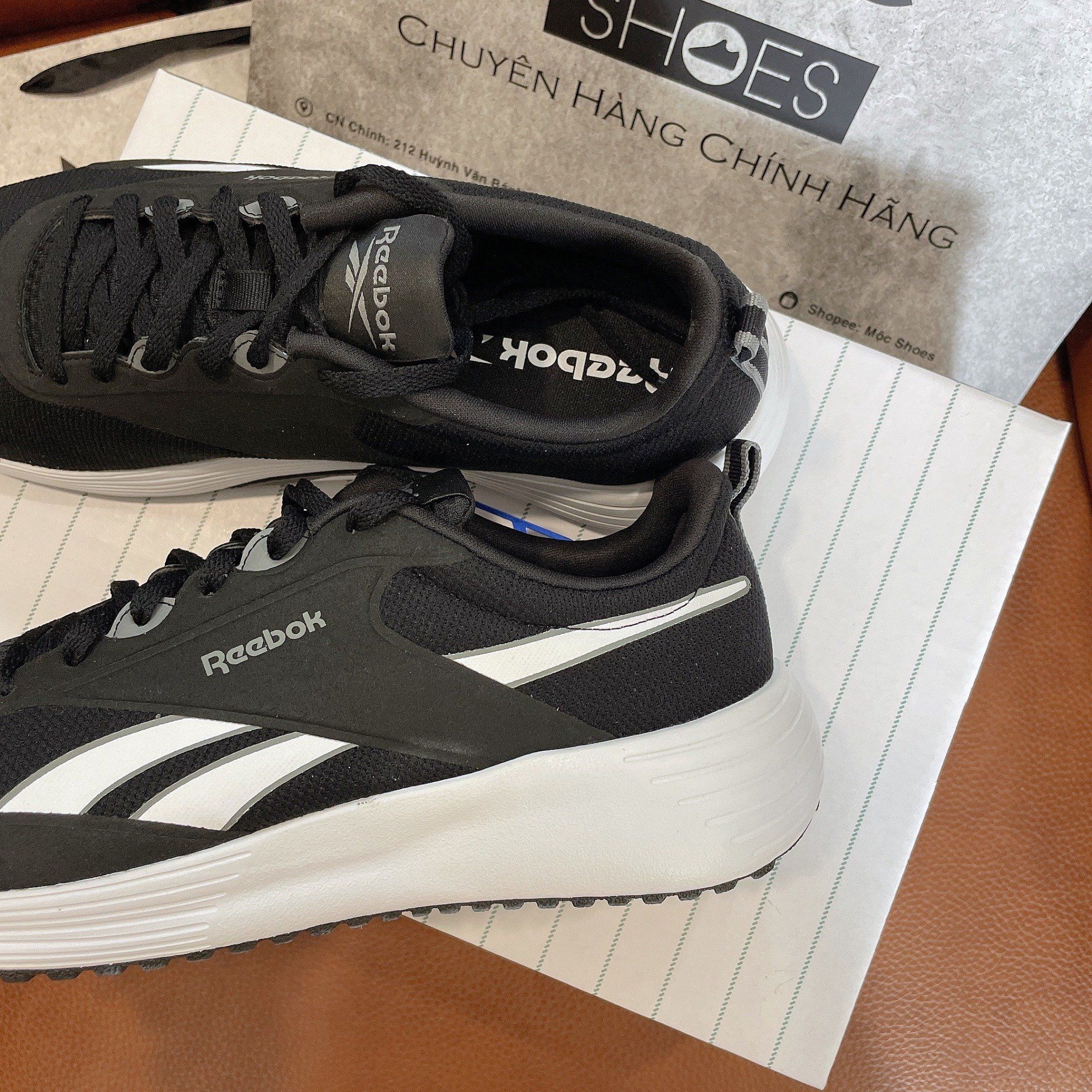2225 - HÀNG CHÍNH HÃNG - GIÀY REEBOK - ĐẾ BẦU - ĐEN *LOGO TRẮNG*