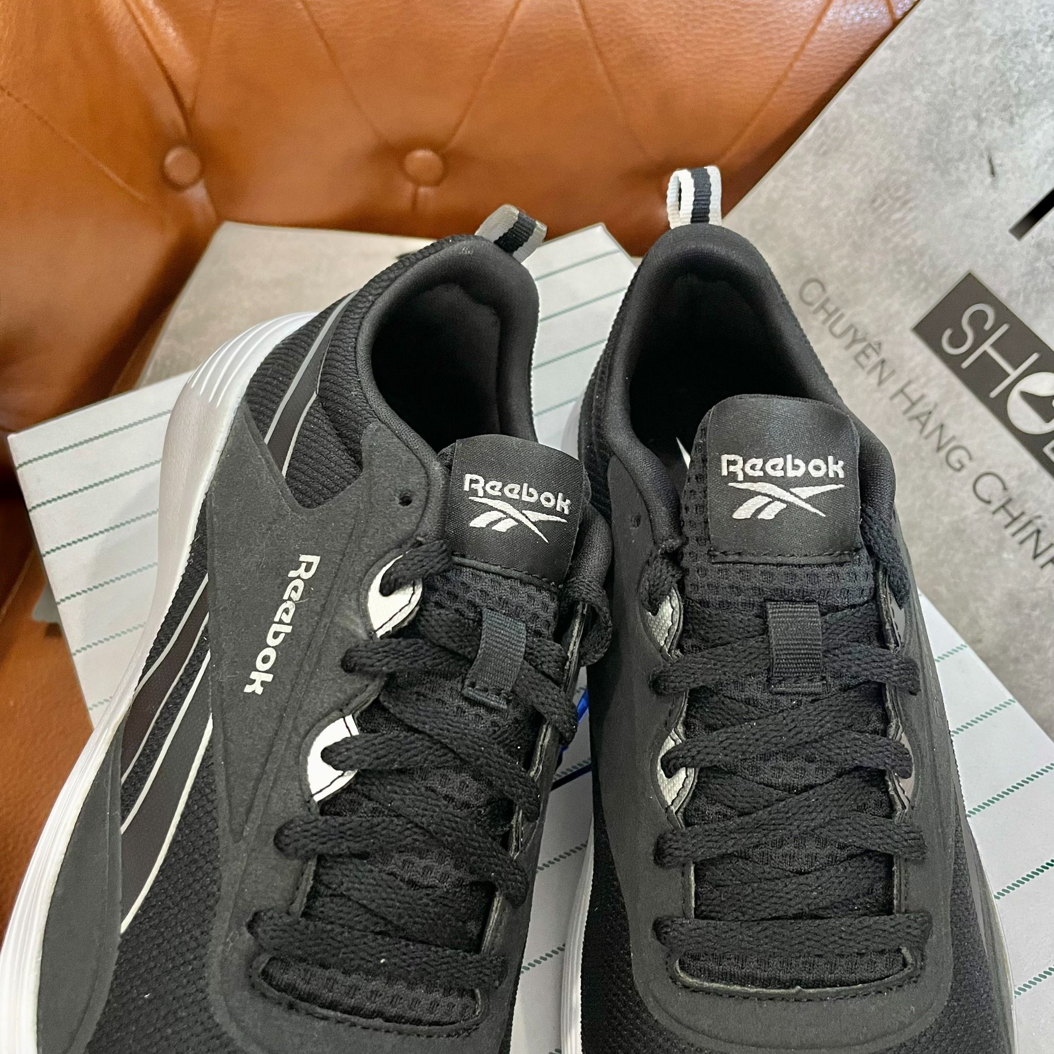 2227 - HÀNG CHÍNH HÃNG - GIÀY REEBOK - ĐẾ BẦU - *ĐEN*