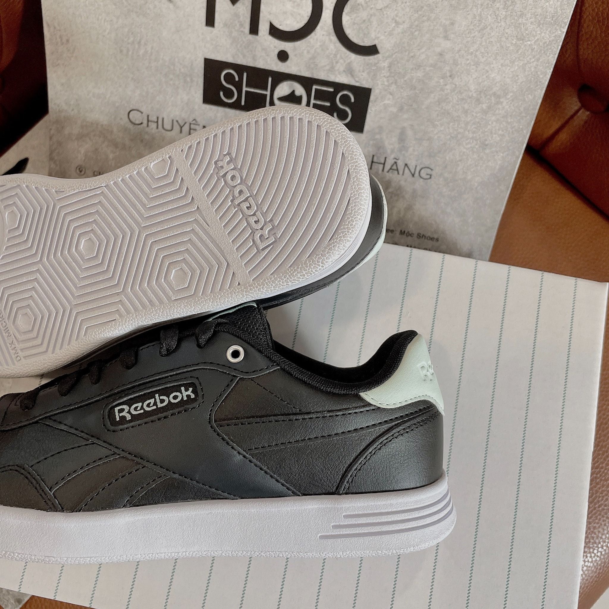2228 - HÀNG CHÍNH HÃNG - GIÀY REEBOK - ĐẾ BẰNG - ĐEN FULL - *GÓT MINT *