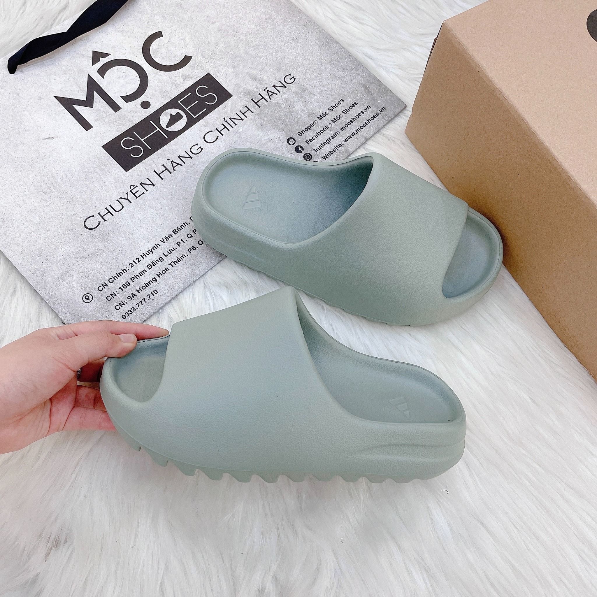 2210 - HÀNG CHÍNH HÃNG - DÉP YEEZY SLIDE SALT - CODE: ID5480