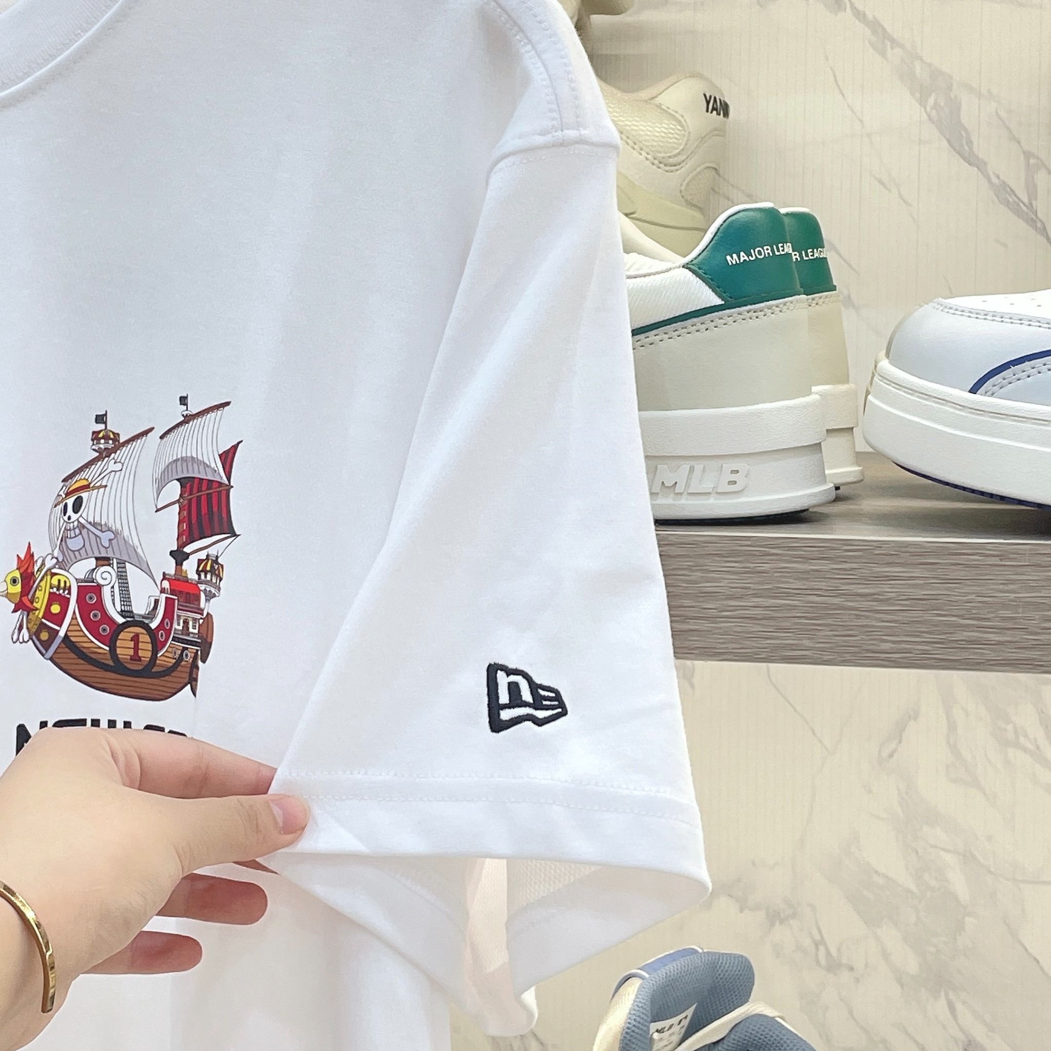 2250 - HÀNG CHÍNH HÃNG - ÁO THUN NEW ERA - ONE PIECE - TRẮNG - CODE: