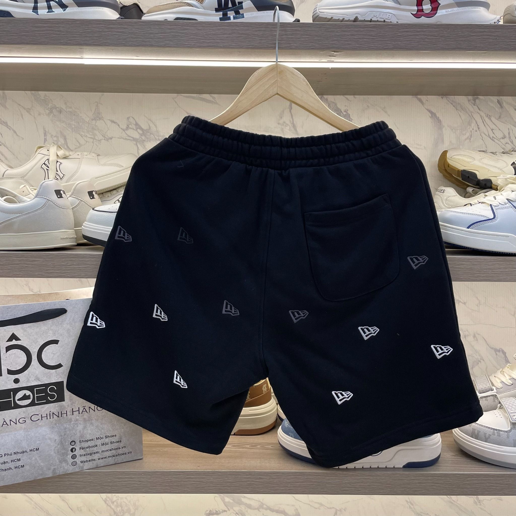 2266 - HÀNG CHÍNH HÃNG - QUẦN SHORT NEW ERA - ĐEN NHIỀU LOGO NE - CODE: 14187410