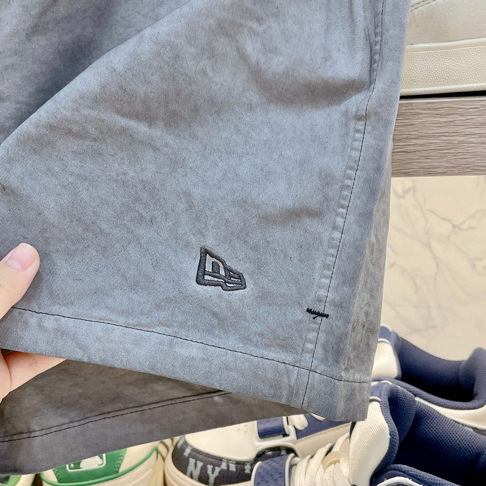 2291 - HÀNG CHÍNH HÃNG - QUẦN SHORT NEW ERA - GREY WASHES SHORT