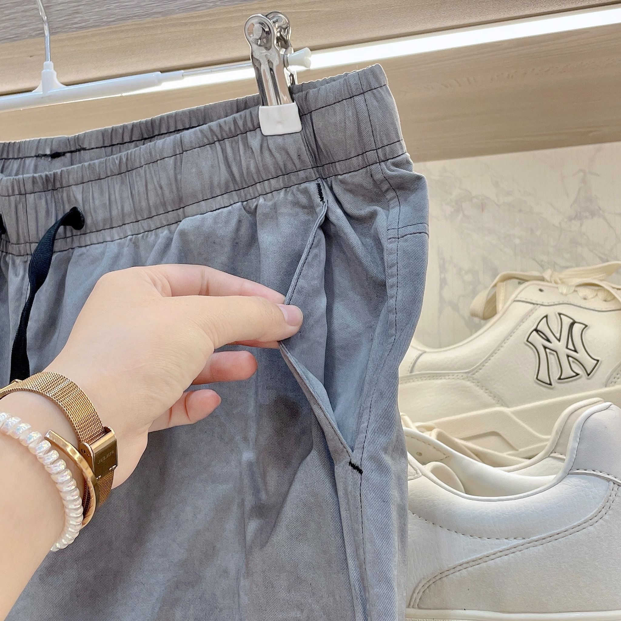 2291 - HÀNG CHÍNH HÃNG - QUẦN SHORT NEW ERA - GREY WASHES SHORT