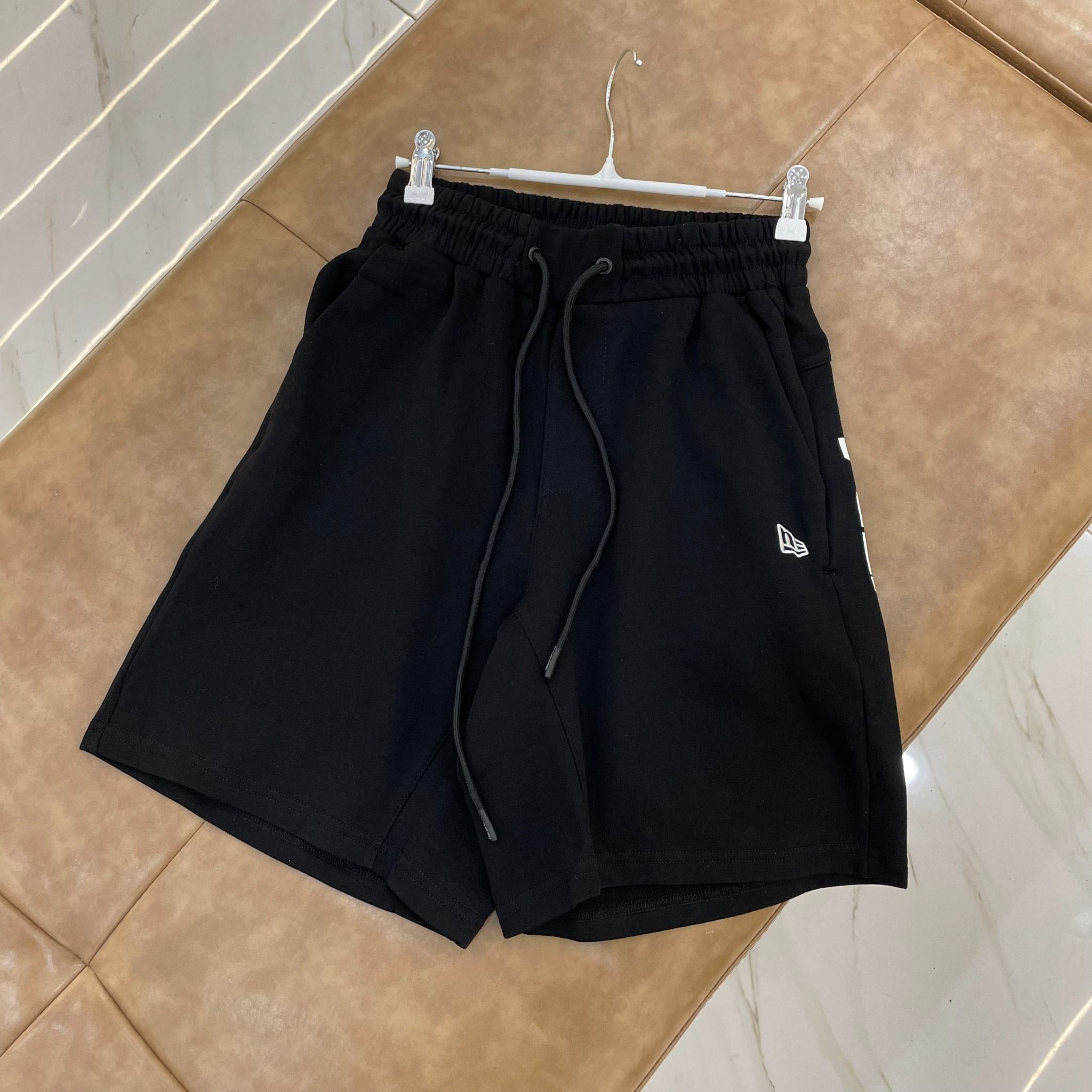 2284 - HÀNG CHÍNH HÃNG - QUẦN SHORT NEW ERA - KNIT ĐEN