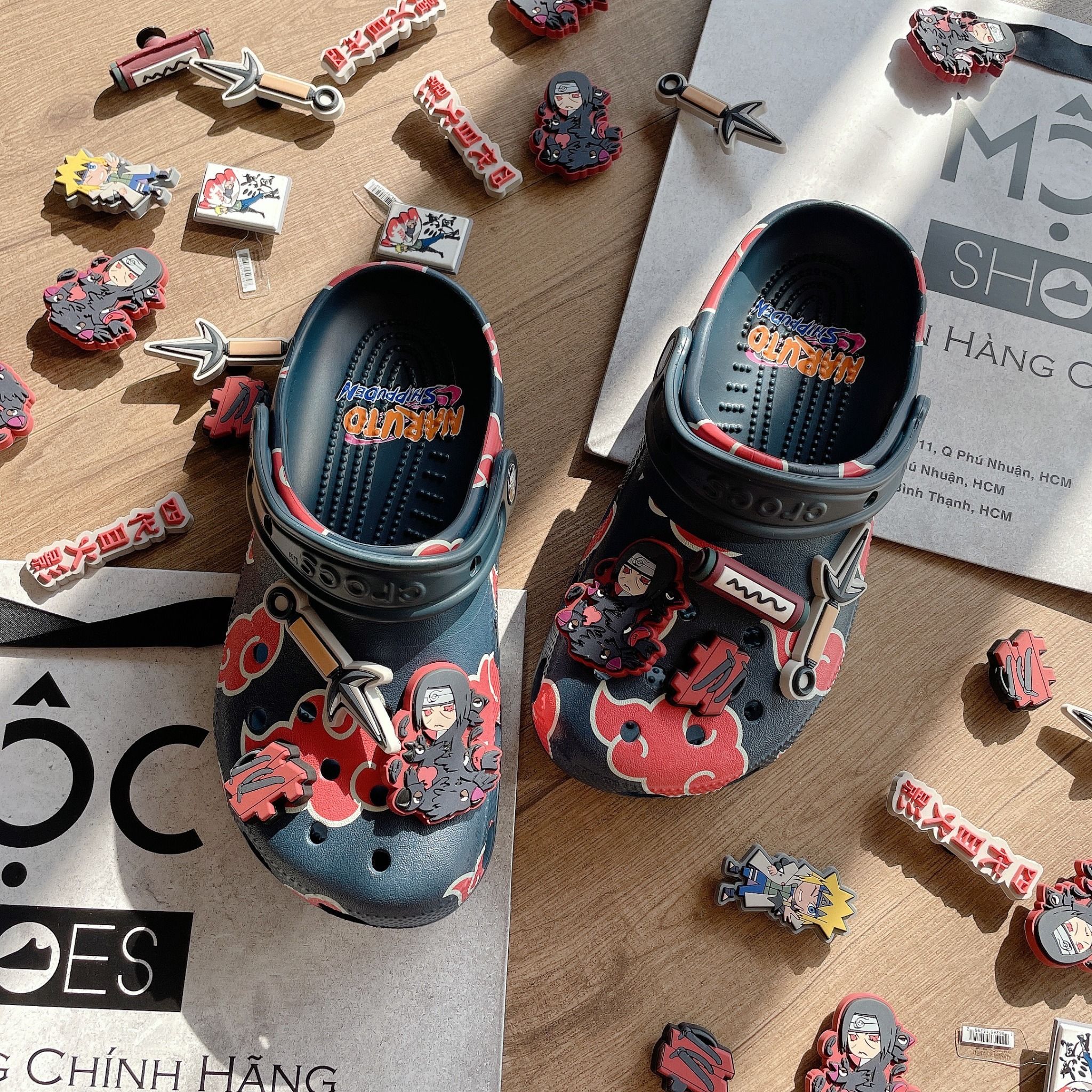 2287 - HÀNG CHÍNH HÃNG - CLOG UNISEX CROCS BAYA NARUTO - ĐEN