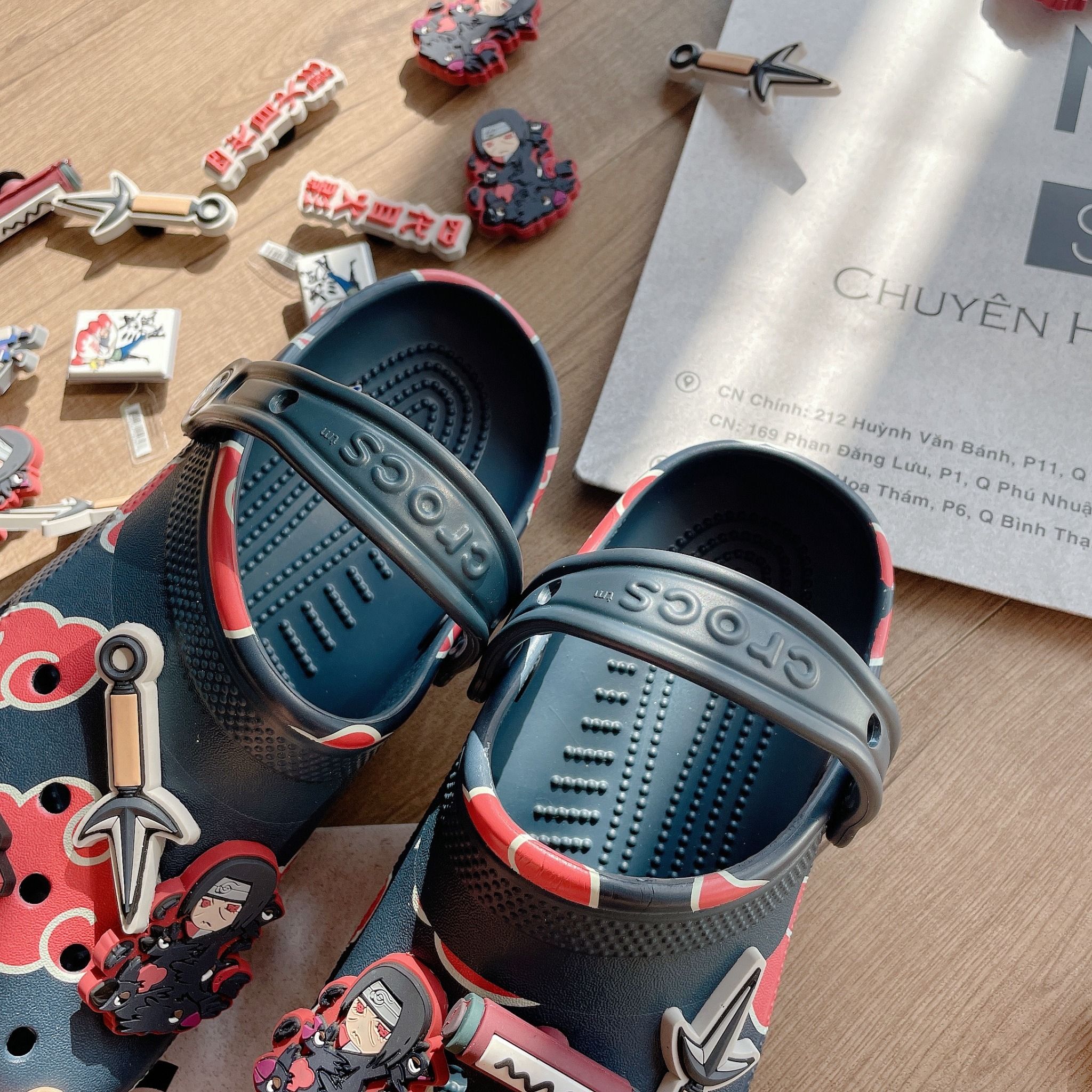 2287 - HÀNG CHÍNH HÃNG - CLOG UNISEX CROCS BAYA NARUTO - ĐEN