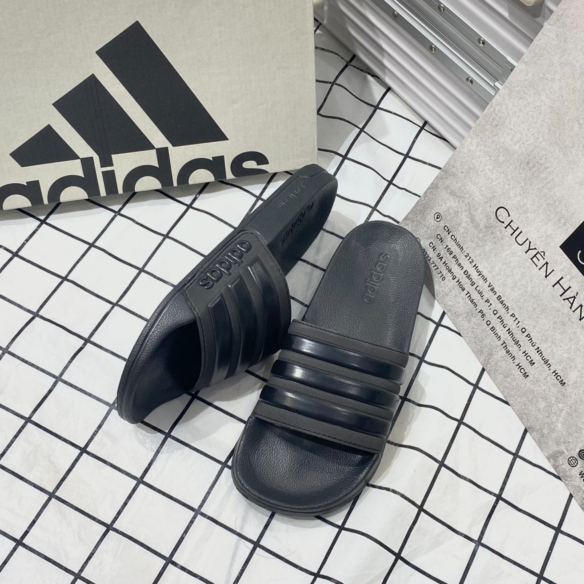 1082 - HÀNG CHÍNH HÃNG - DÉP ADIDAS LITE - TRIPLE BLACK - ĐEN FULL - Code: GZ1013