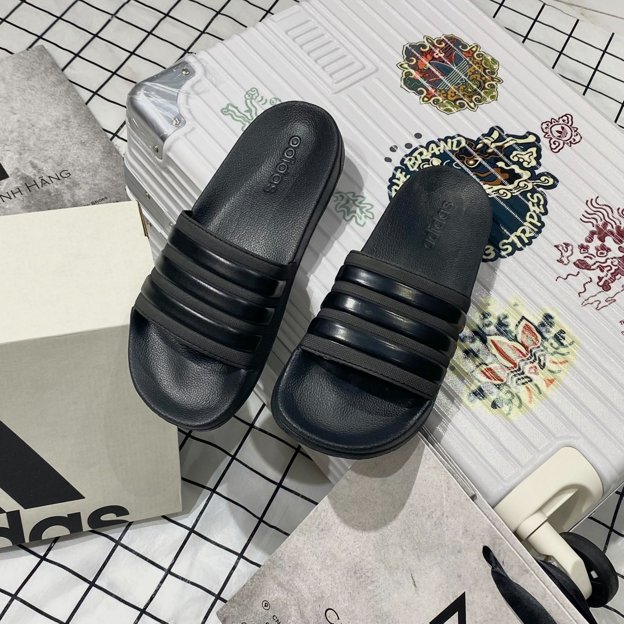 1082 - HÀNG CHÍNH HÃNG - DÉP ADIDAS LITE - TRIPLE BLACK - ĐEN FULL - Code: GZ1013