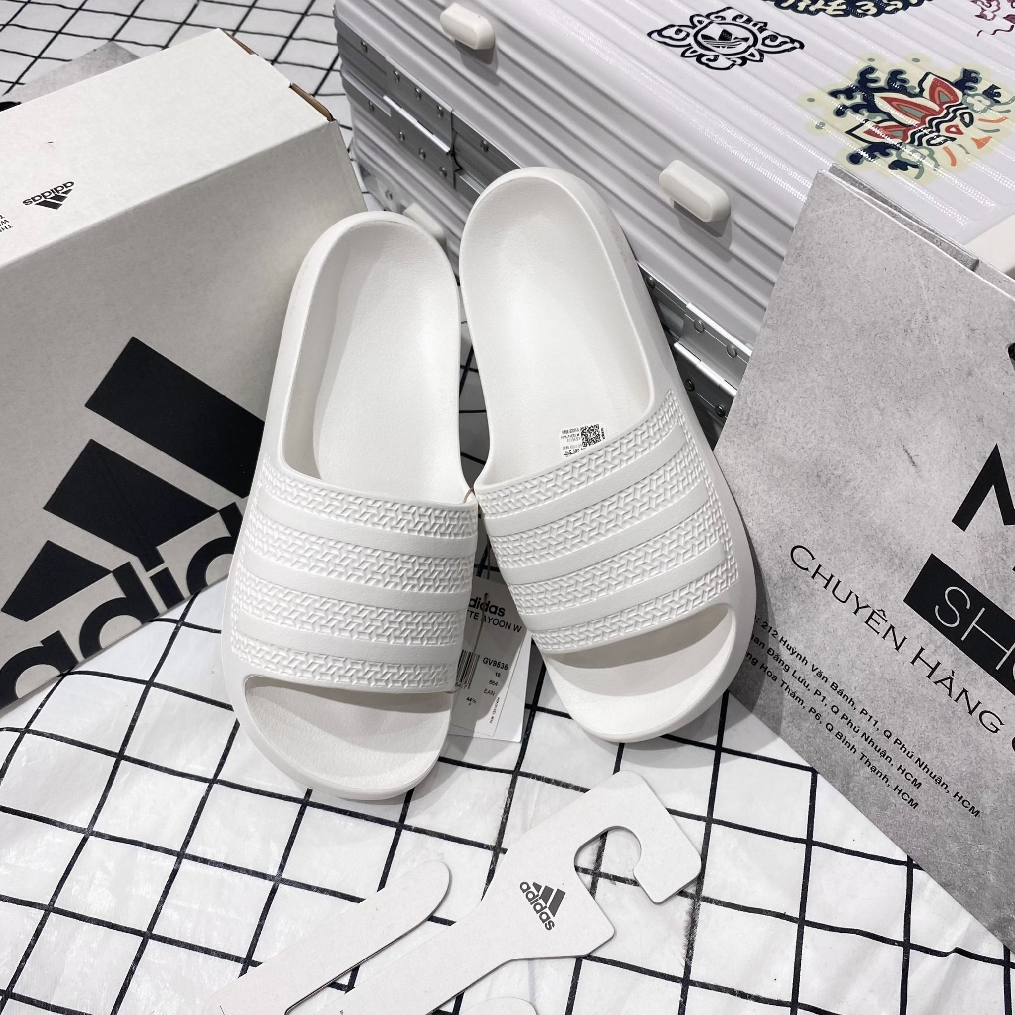 1615 - HÀNG CHÍNH HÃNG - DÉP ADIDAS ADILETTE AYOON W - TRẮNG - CODE: GV9536