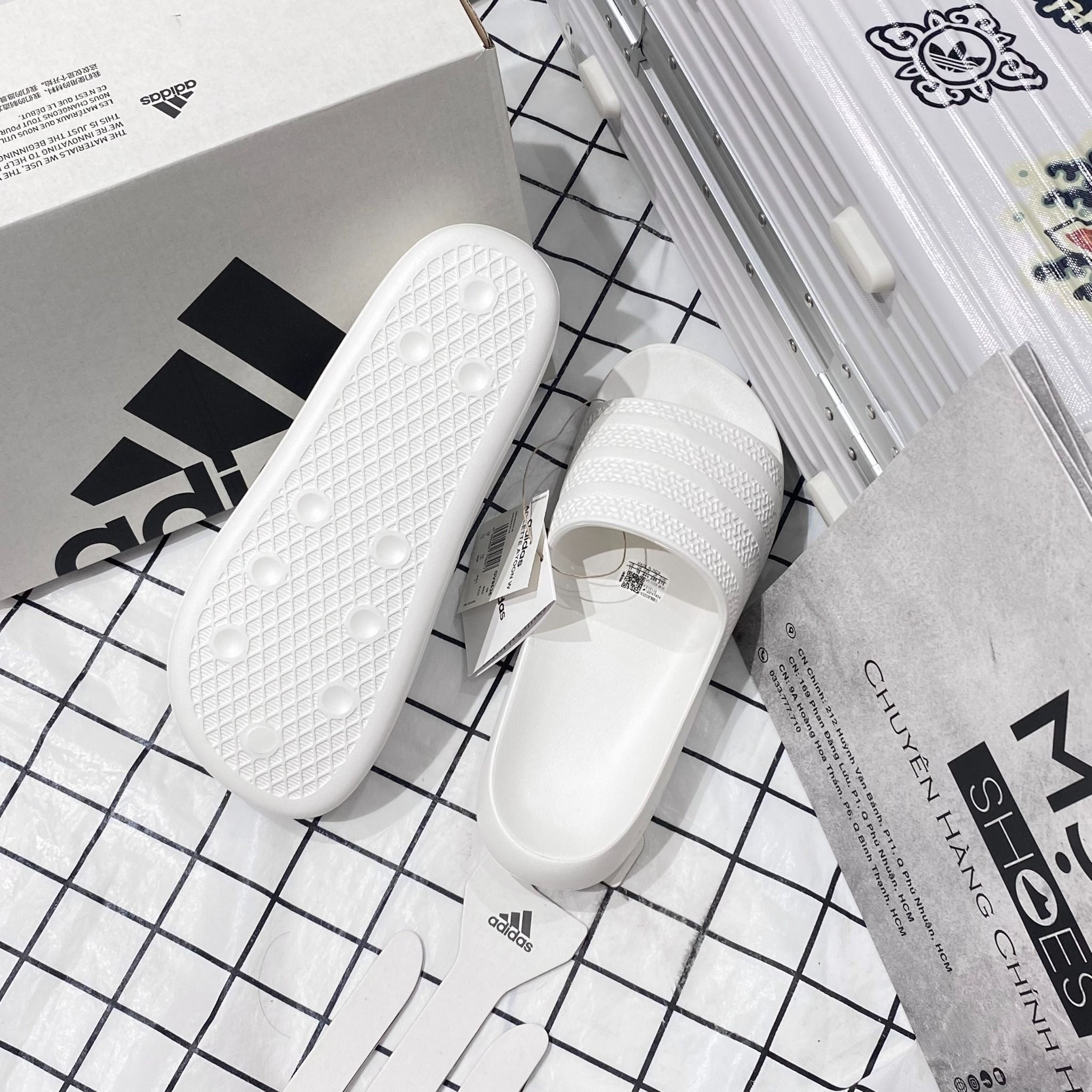 1615 - HÀNG CHÍNH HÃNG - DÉP ADIDAS ADILETTE AYOON W - TRẮNG - CODE: GV9536