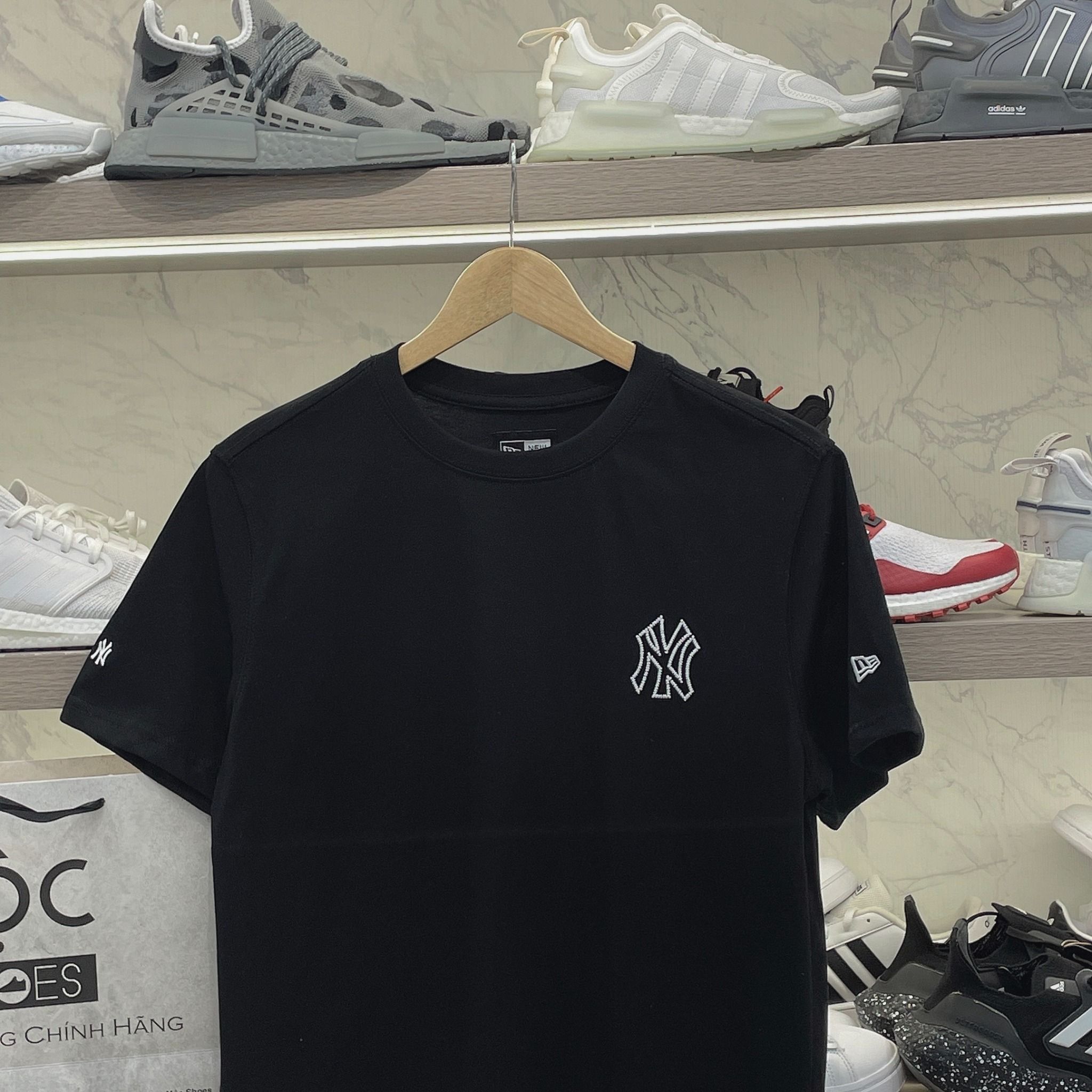 2335 - HÀNG CHÍNH HÃNG - ÁO THUN NEW ERA - NY YIHUA - ĐEN - CODE: 14187330