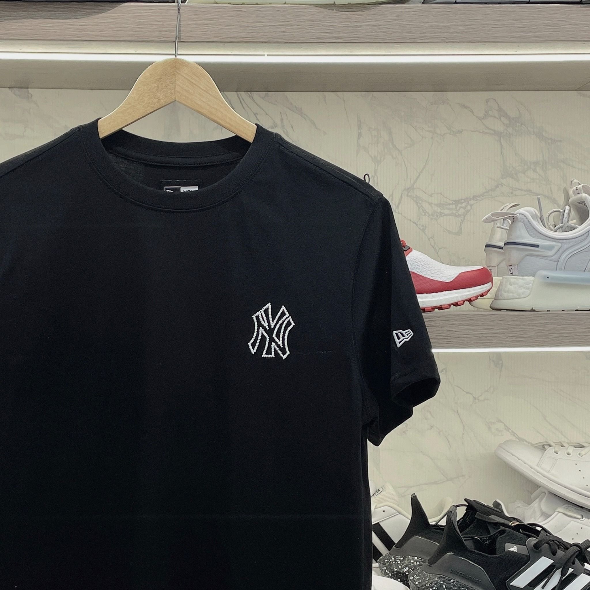 2335 - HÀNG CHÍNH HÃNG - ÁO THUN NEW ERA - NY YIHUA - ĐEN - CODE: 14187330