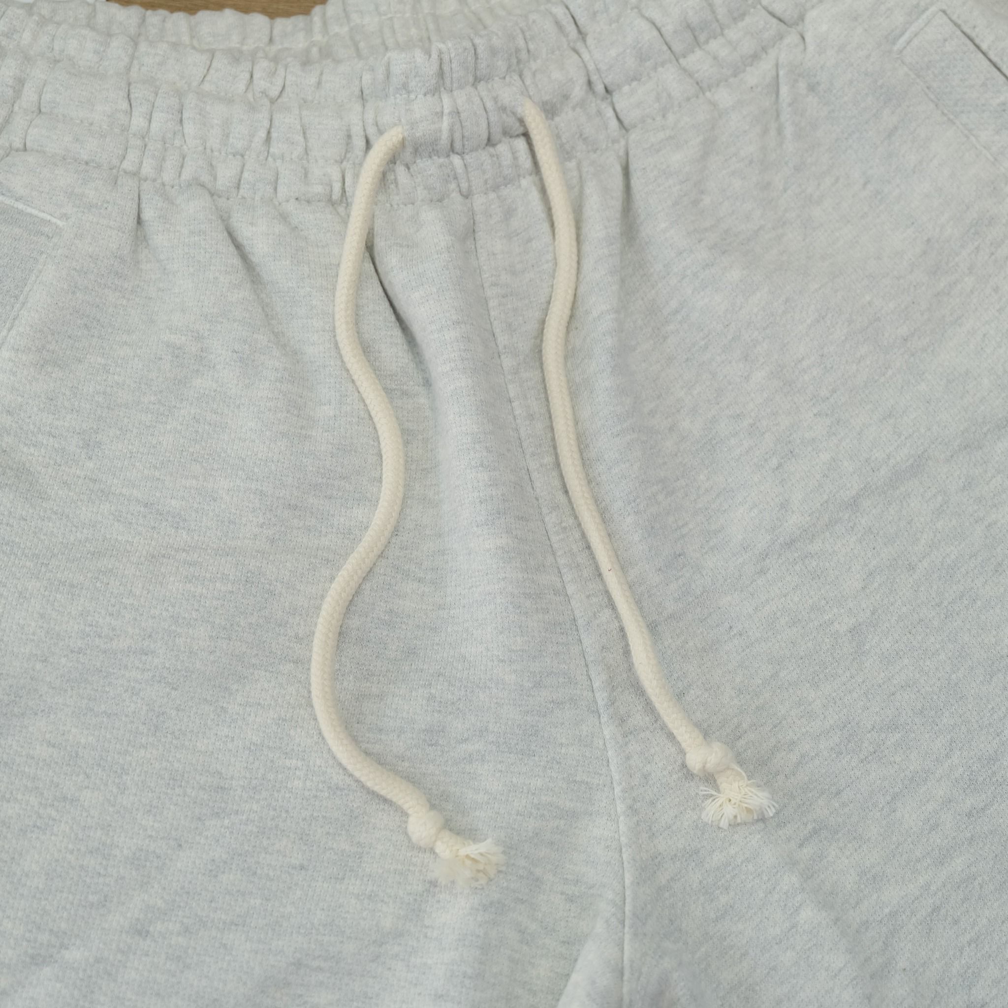 2369 - HÀNG CHÍNH HÃNG - QUẦN NEW ERA SHORT - CHỮ NE - XÁM - CODE: 13546526