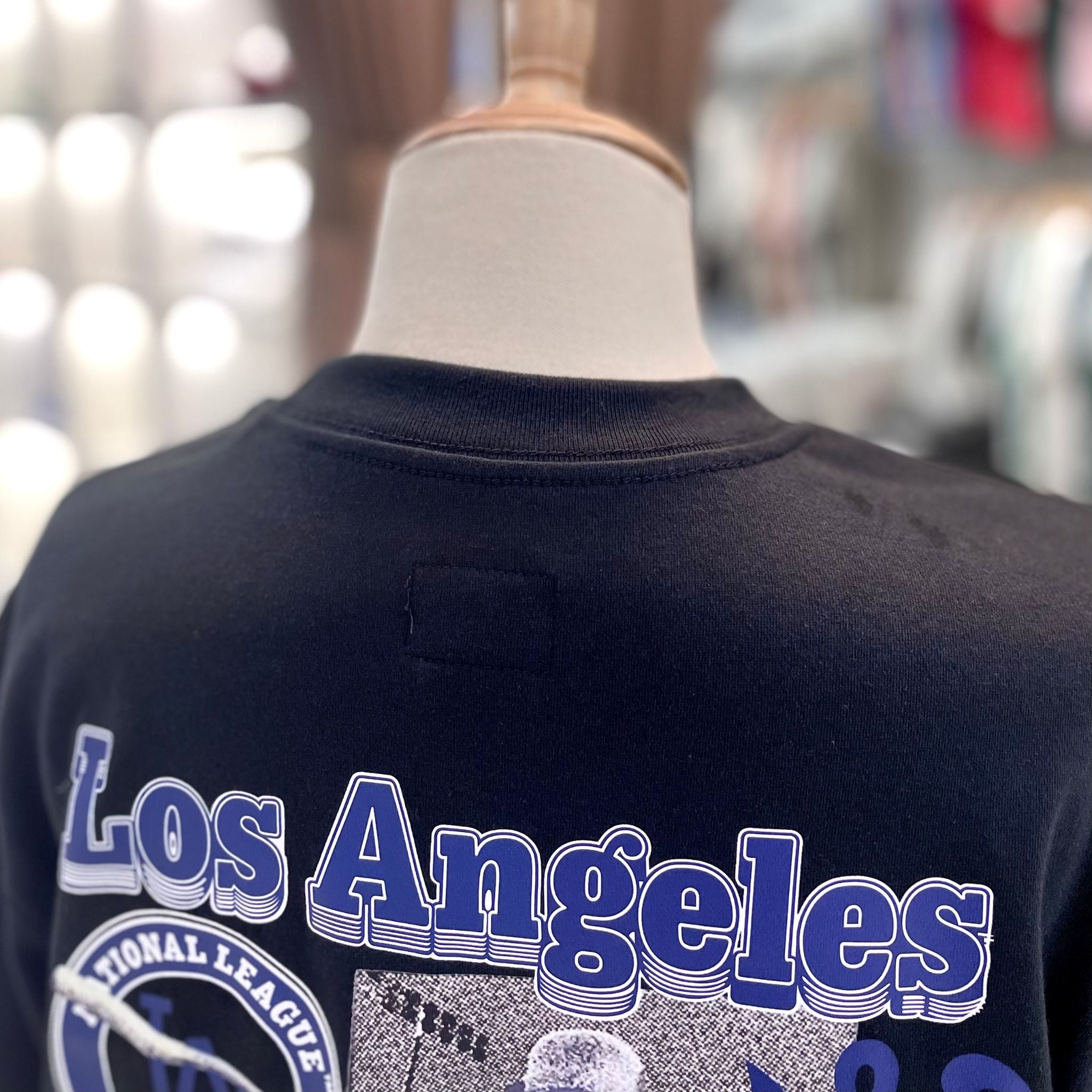 2377 - HÀNG CHÍNH HÃNG - ÁO THUN NEW ERA - LA WEST DIVISION - NAVY - CODE: 14187402