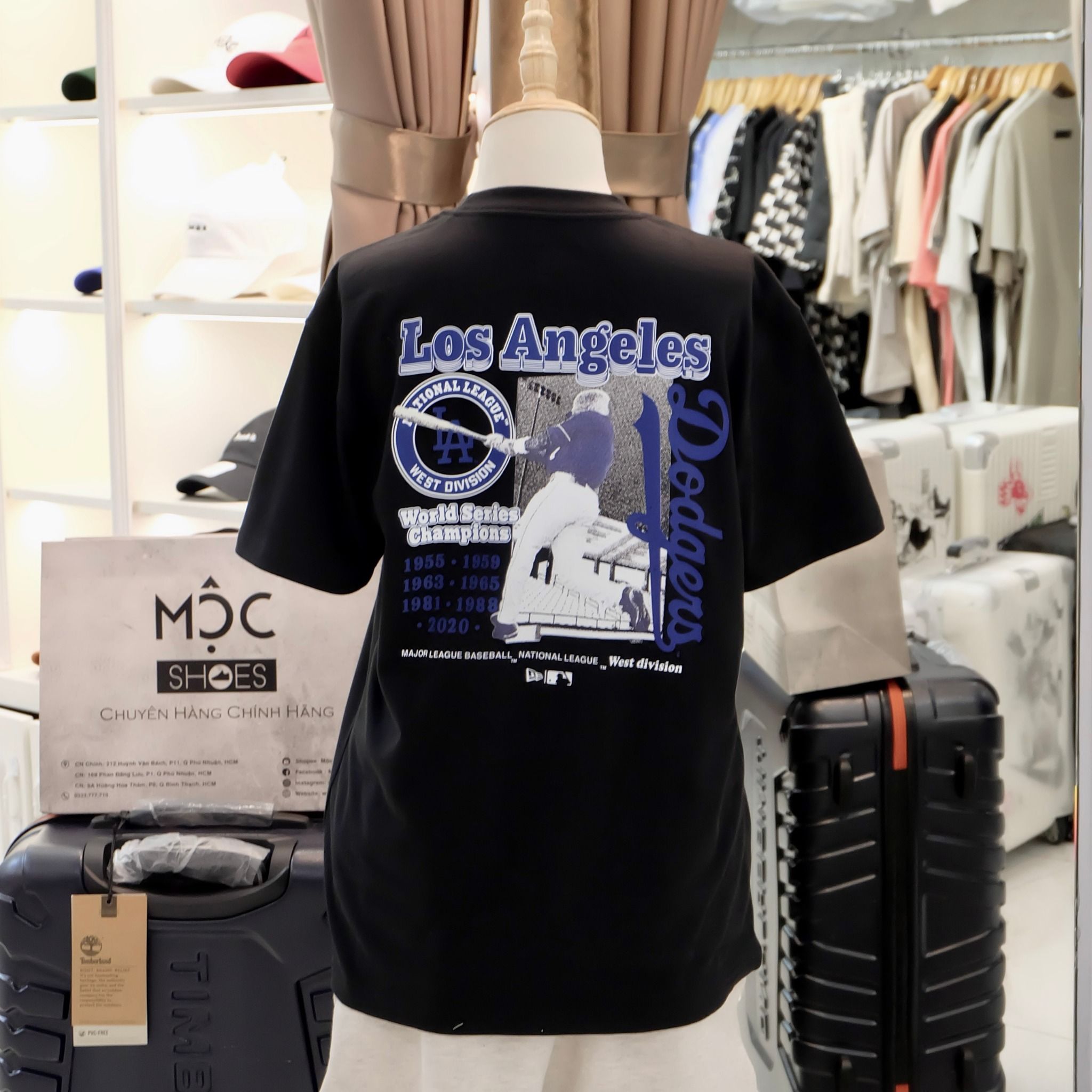 2377 - HÀNG CHÍNH HÃNG - ÁO THUN NEW ERA - LA WEST DIVISION - NAVY - CODE: 14187402