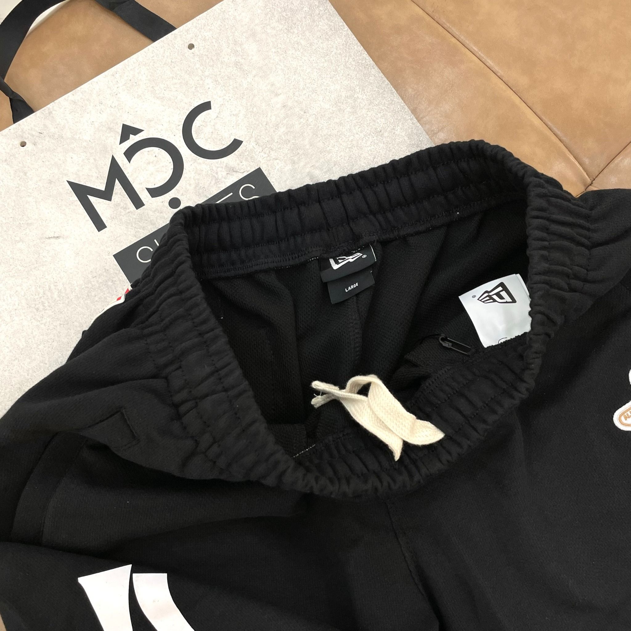 2397 - HÀNG CHÍNH HÃNG - QUẦN NEW ERA X MLB - NY NGÔI SAO - ĐEN - CODE: 13578907