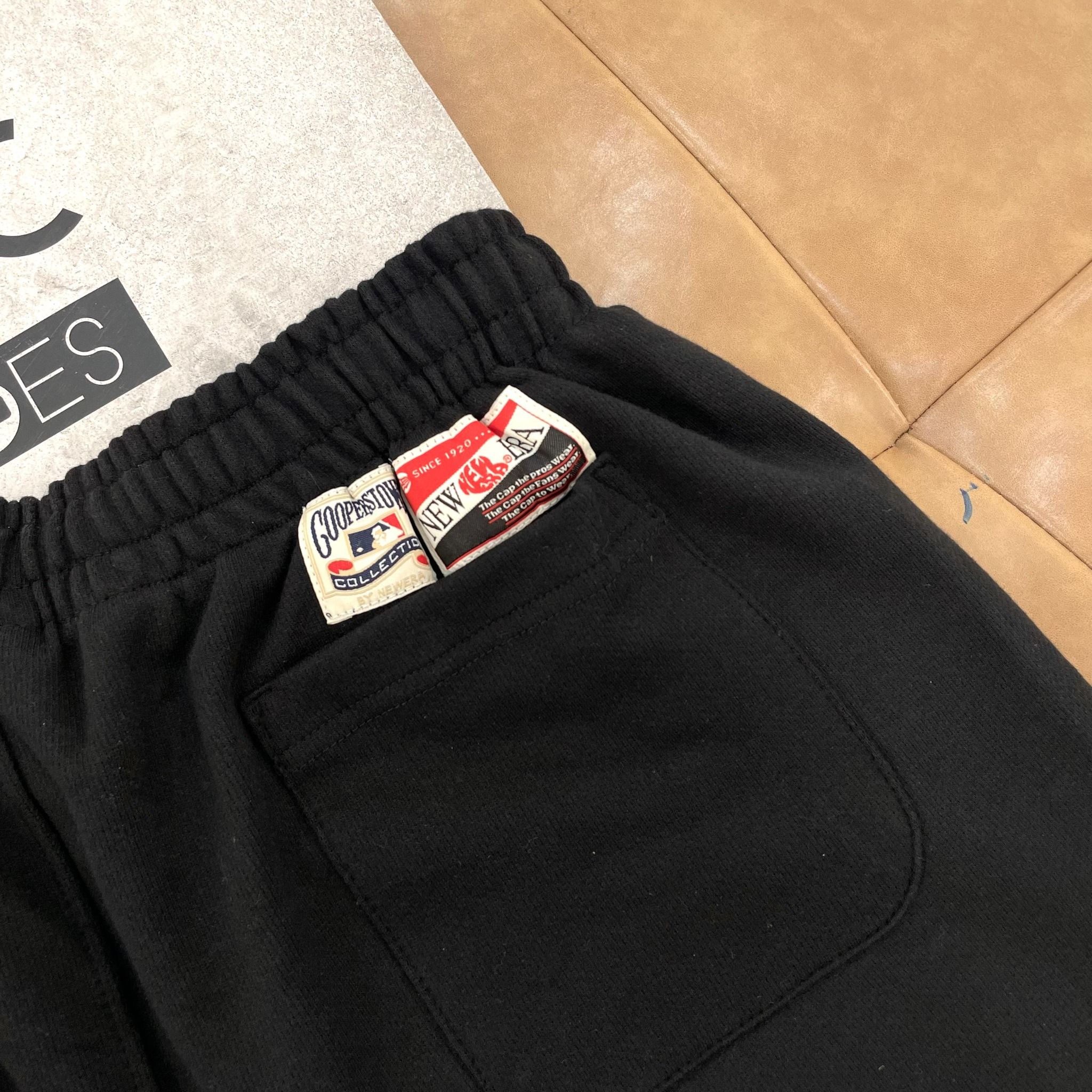 2397 - HÀNG CHÍNH HÃNG - QUẦN NEW ERA X MLB - NY NGÔI SAO - ĐEN - CODE: 13578907