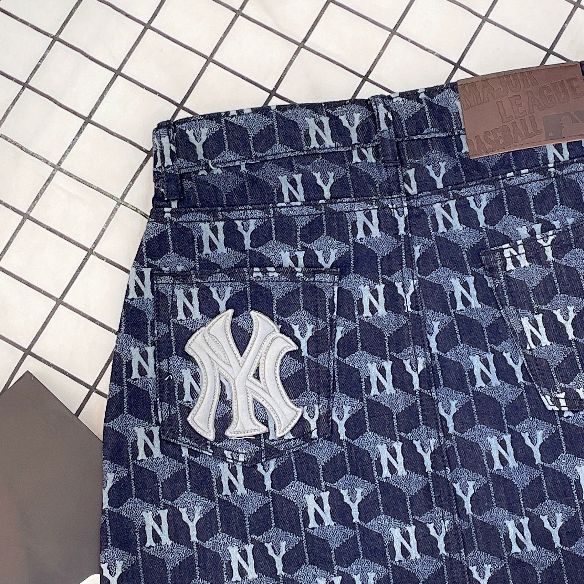 2399 - HÀNG CHÍNH HÃNG - CHÂN VÁY NỮ MLB - NEW YORK YANKEES MONOGRAM DENIM - CODE: 3FDSM0734-50NYD