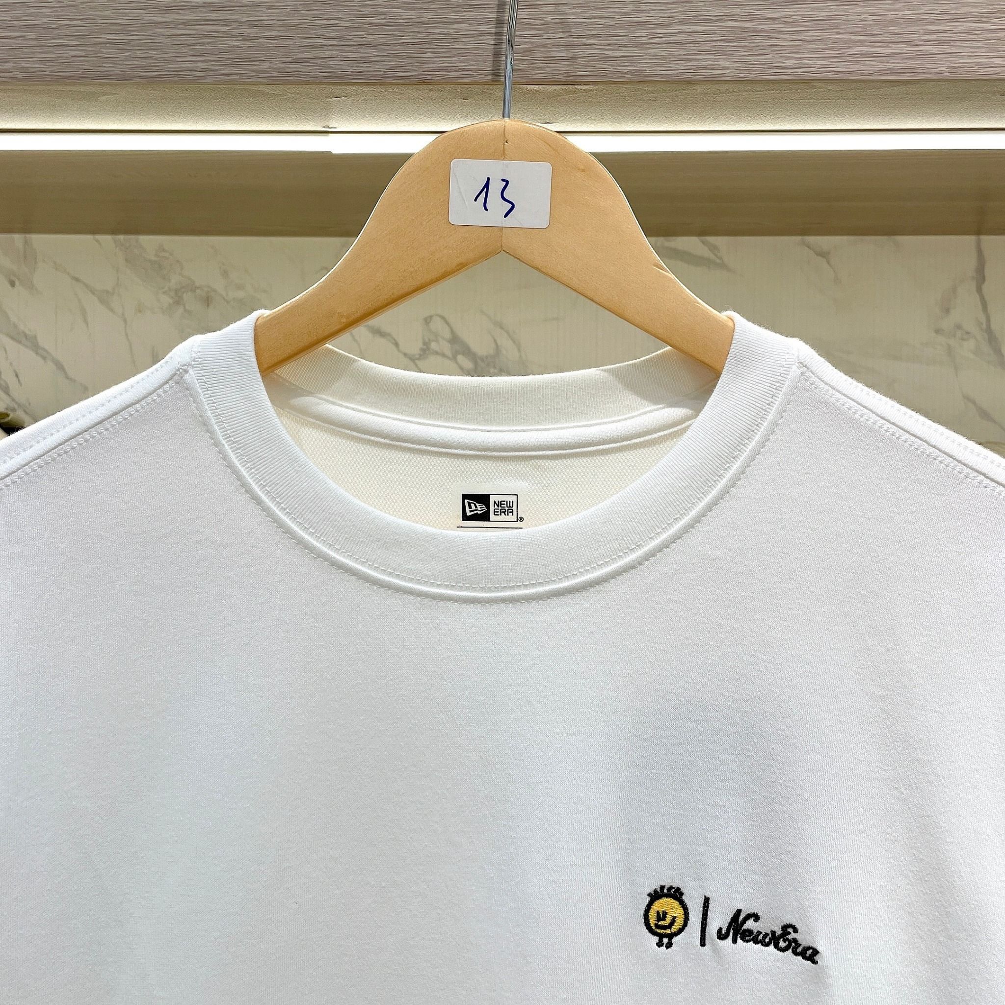 2400 - HÀNG CHÍNH HÃNG - ÁO THUN NEW ERA - HOA CÚC - TRẮNG - CODE: 14329686