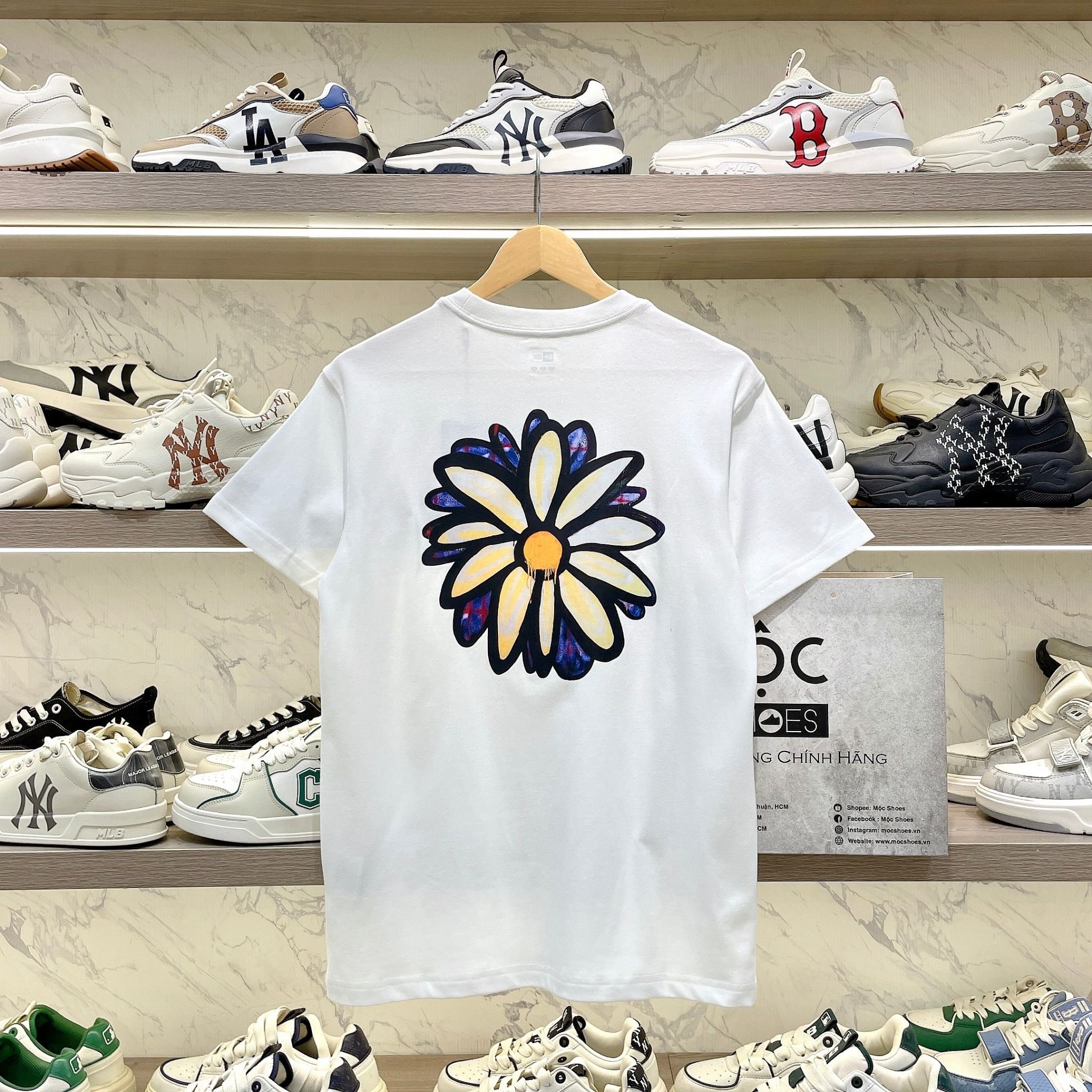 2400 - HÀNG CHÍNH HÃNG - ÁO THUN NEW ERA - HOA CÚC - TRẮNG - CODE: 14329686