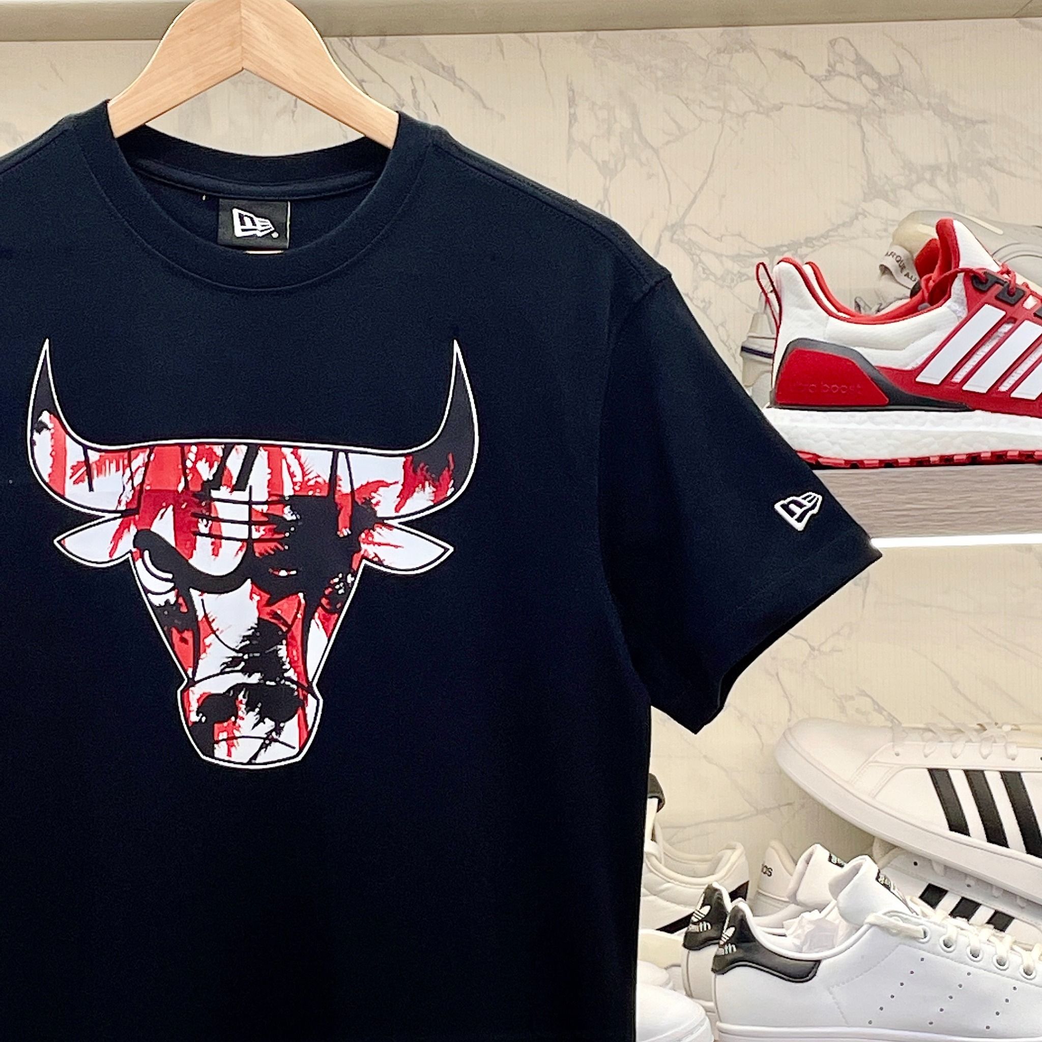 2413 - HÀNG CHÍNH HÃNG - ÁO NEW ERA - Infill Chicago Bull - Đen - CODE : 60502658