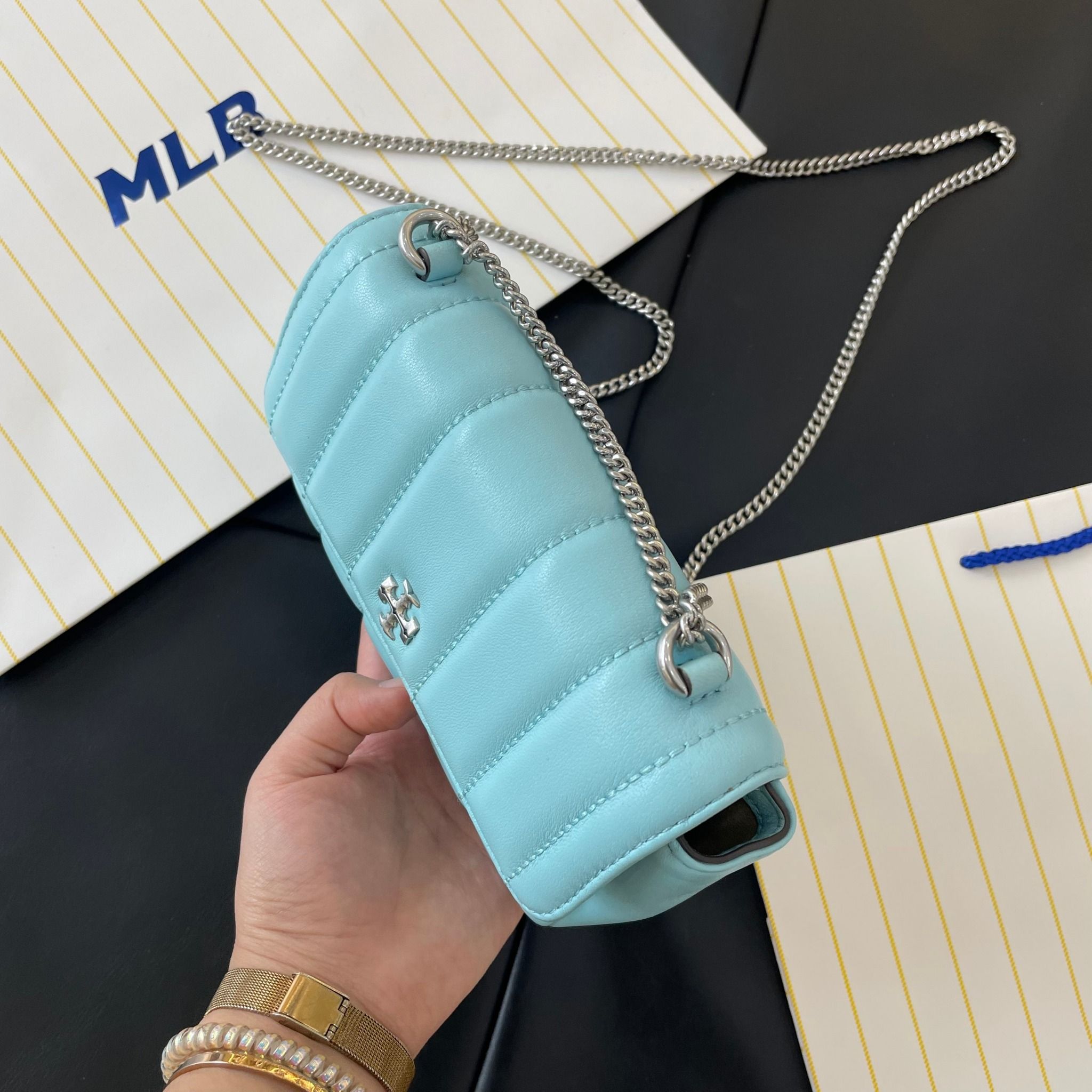 2431 - HÀNG CHÍNH HÃNG - Túi xách đeo chéo dây xích Tory Burch - Màu Xanh / Blue Sang Chảnh