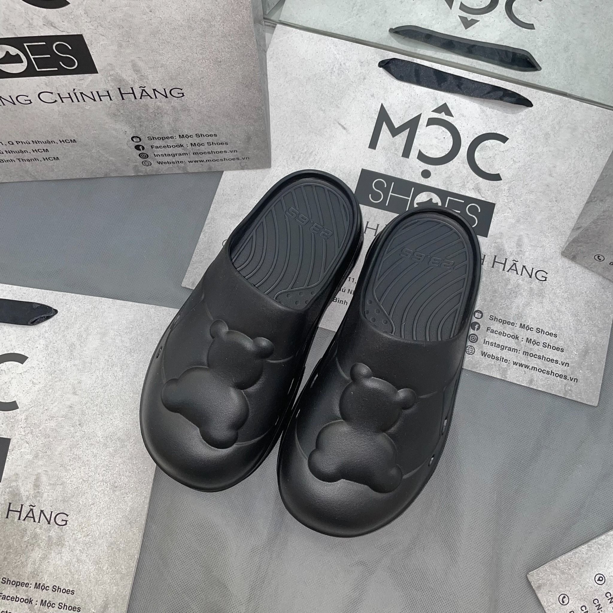 2443 - HÀNG CHÍNH HÃNG - DÉP SỤC 23.65 HÀN QUỐC - CON GẤU - ĐEN - CODE: 50039-B02