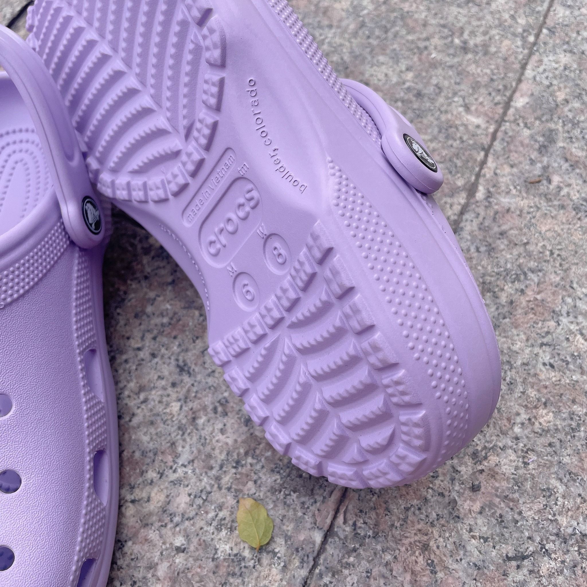 2473 - HÀNG CHÍNH HÃNG - GIÀY CLOG UNISEX CROCS BAYA - MÀU TÍM