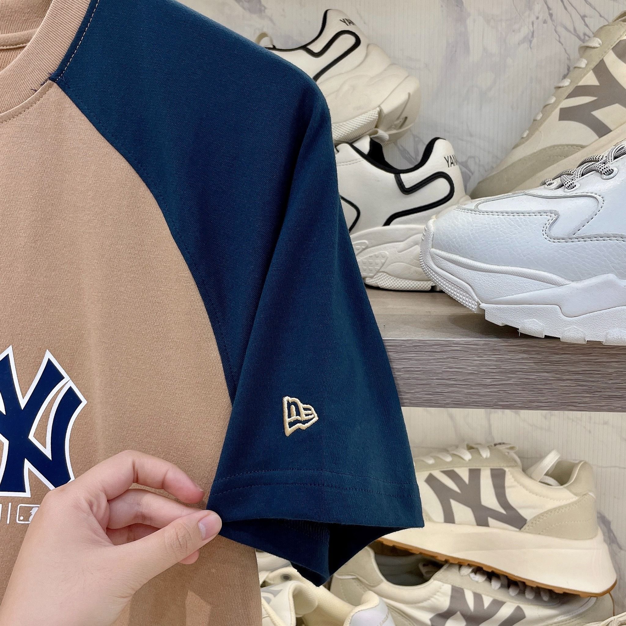 2483 - HÀNG CHÍNH HÃNG - ÁO THUN NEW ERA - NEW ERA X MLB - NÂU TAY NAVY - CODE: 14385044