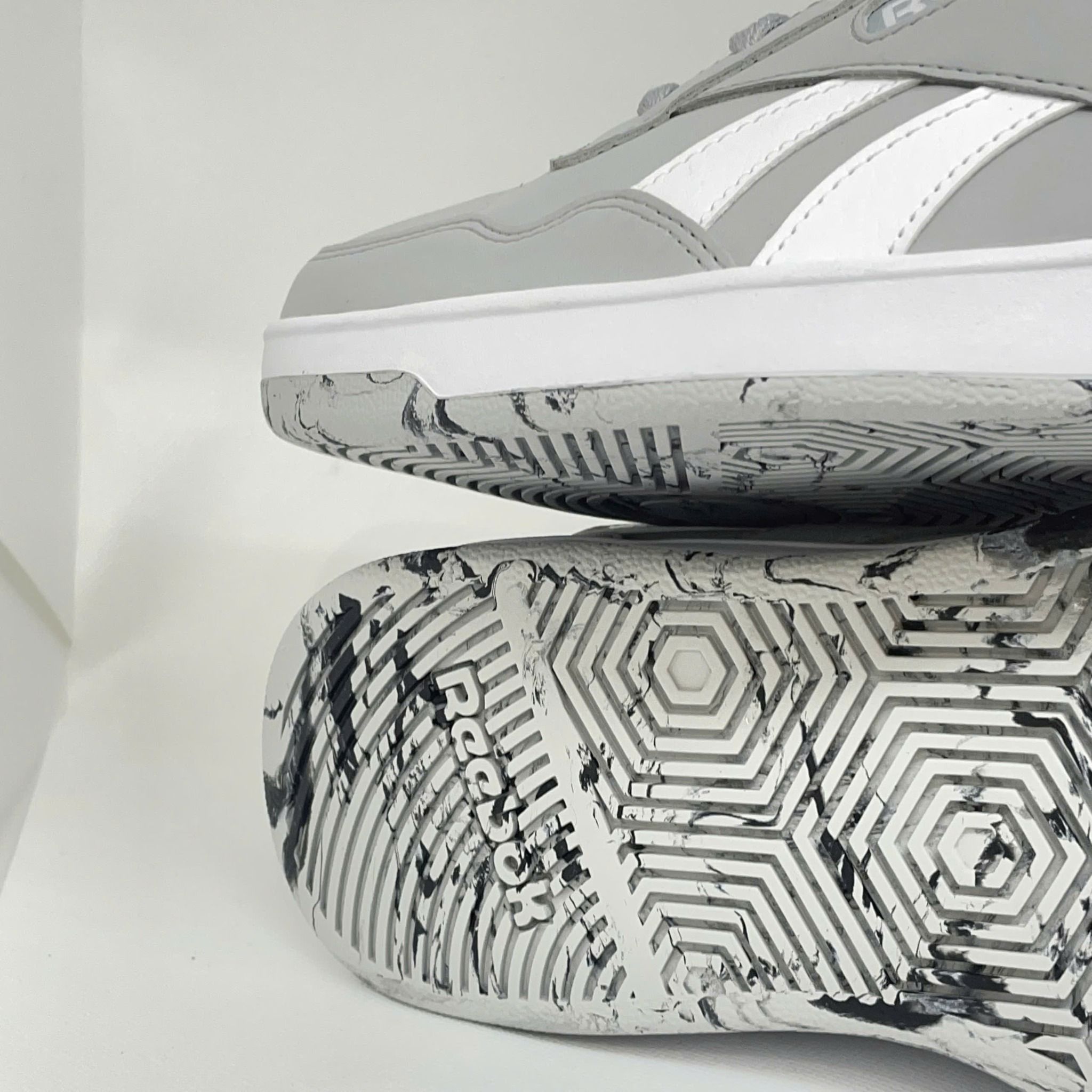 2532 - HÀNG CHÍNH HÃNG - GIÀY REEBOK - ĐẾ BẰNG - XÁM SWOOSH TRẮNG (6347)