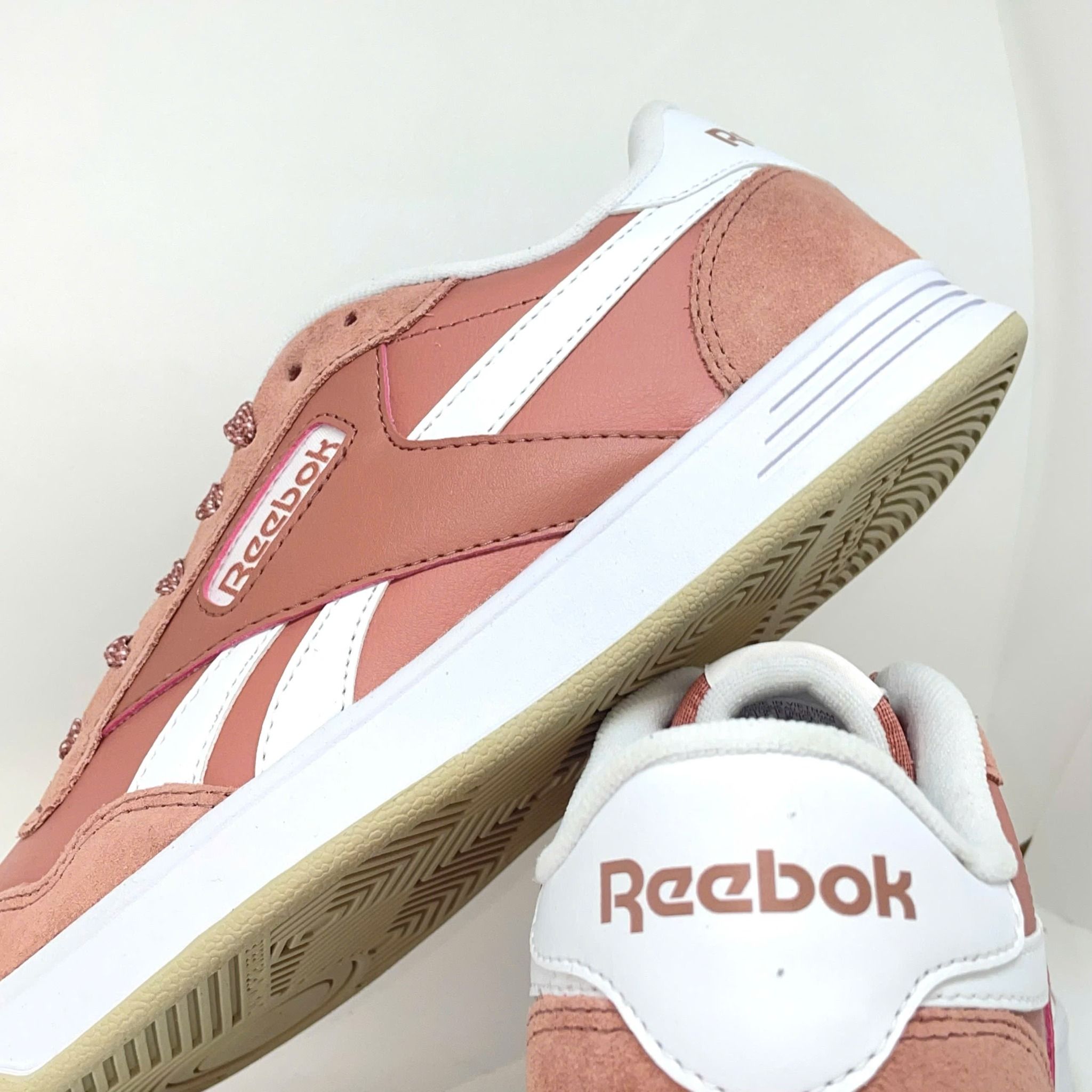 2534 - HÀNG CHÍNH HÃNG - GIÀY REEBOK - ĐẾ BẰNG - HỒNG SWOOSH TRẮNG (6275)