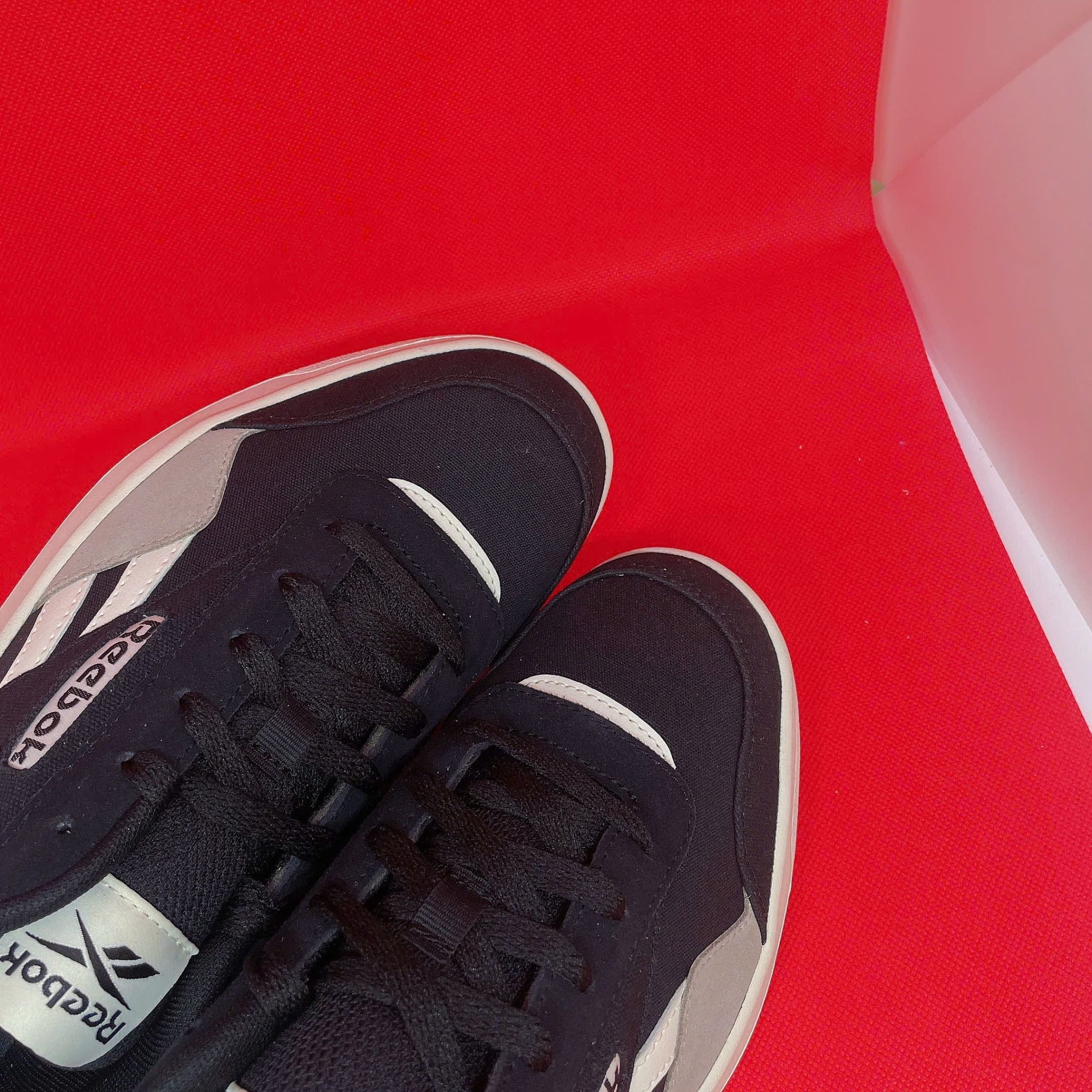 2540 - HÀNG CHÍNH HÃNG - GIÀY REEBOK - ĐẾ BẰNG - ĐEN ĐẾ KEM (6355)