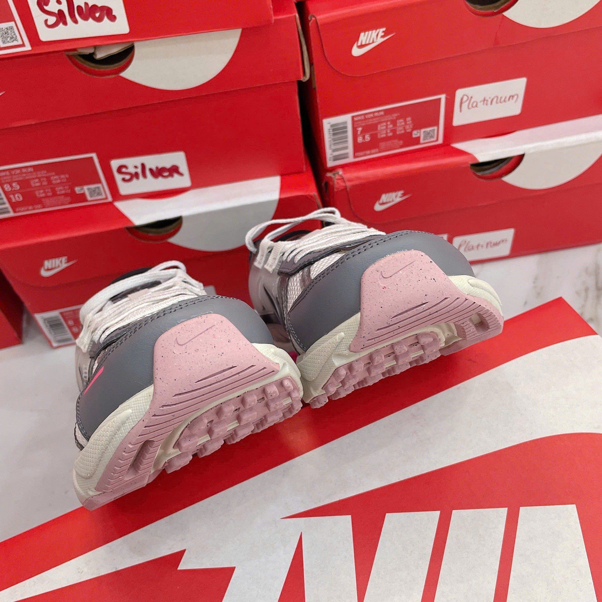 2569 - GIÀY CHÍNH HÃNG - GIÀY NIKE V2K RUN - COOL NOIR - CODE: FZ5061-100