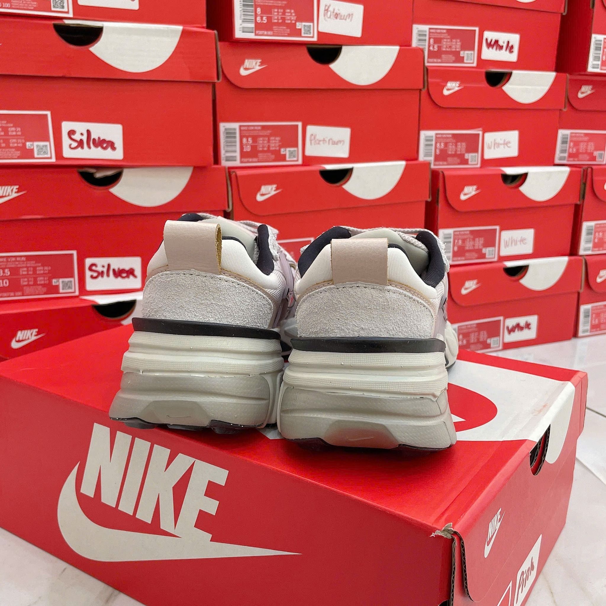 2570 - GIÀY CHÍNH HÃNG - GIÀY NIKE V2K RUN - PINK - CODE: FN6703-001