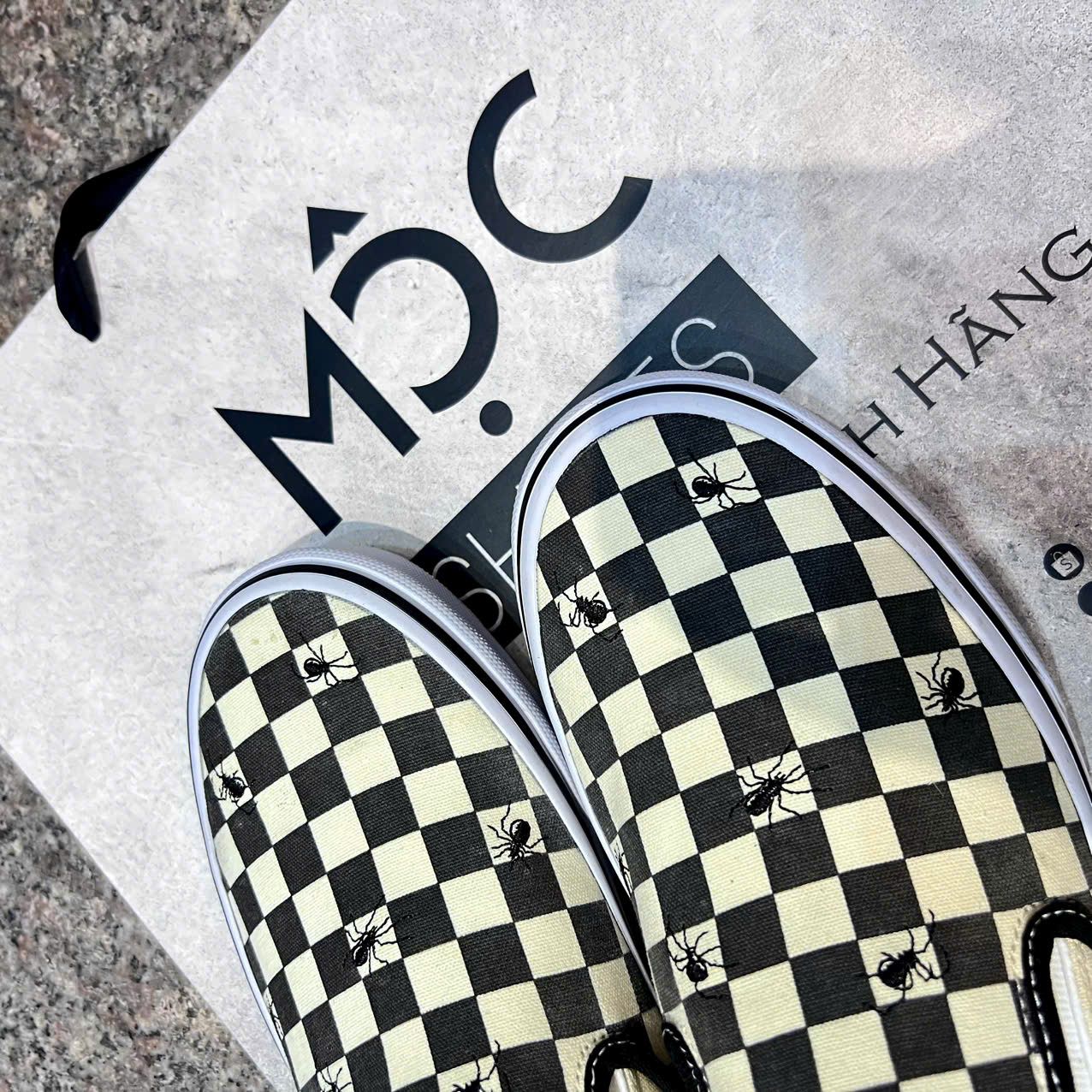 2624 - HÀNG CHÍNH HÃNG - GIÀY VANS CHECKER BOARD - CARO NHỆN